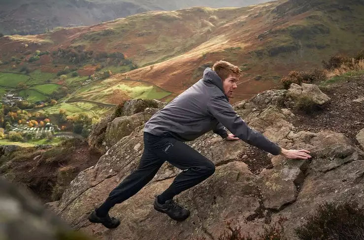 A World Champion Fast Walker's expert review of the Merrell MQM 3 GTX