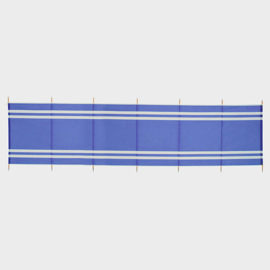7-Pole Wooden Windbreak