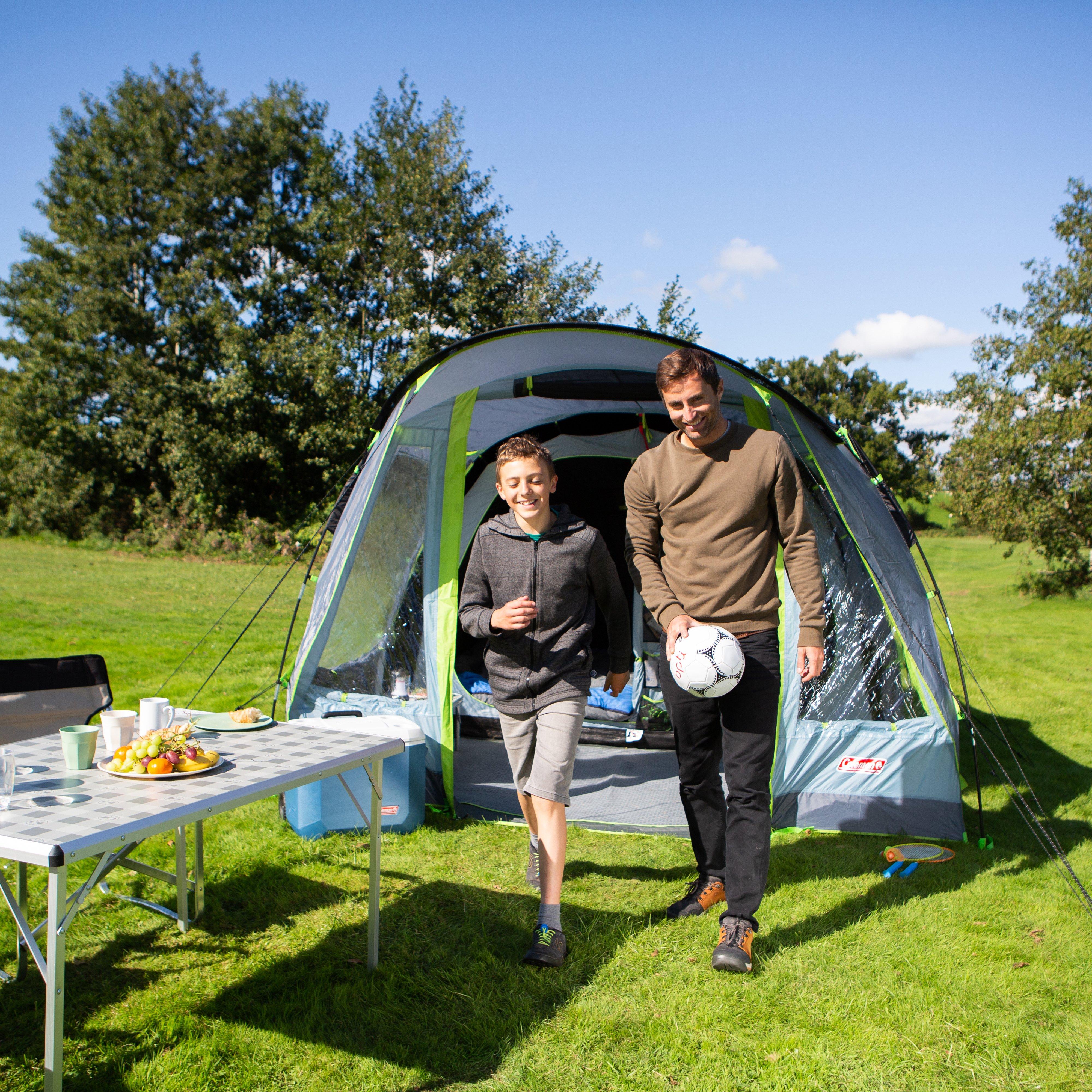 Meadowood 4 Person Tent with Blackout Bedrooms