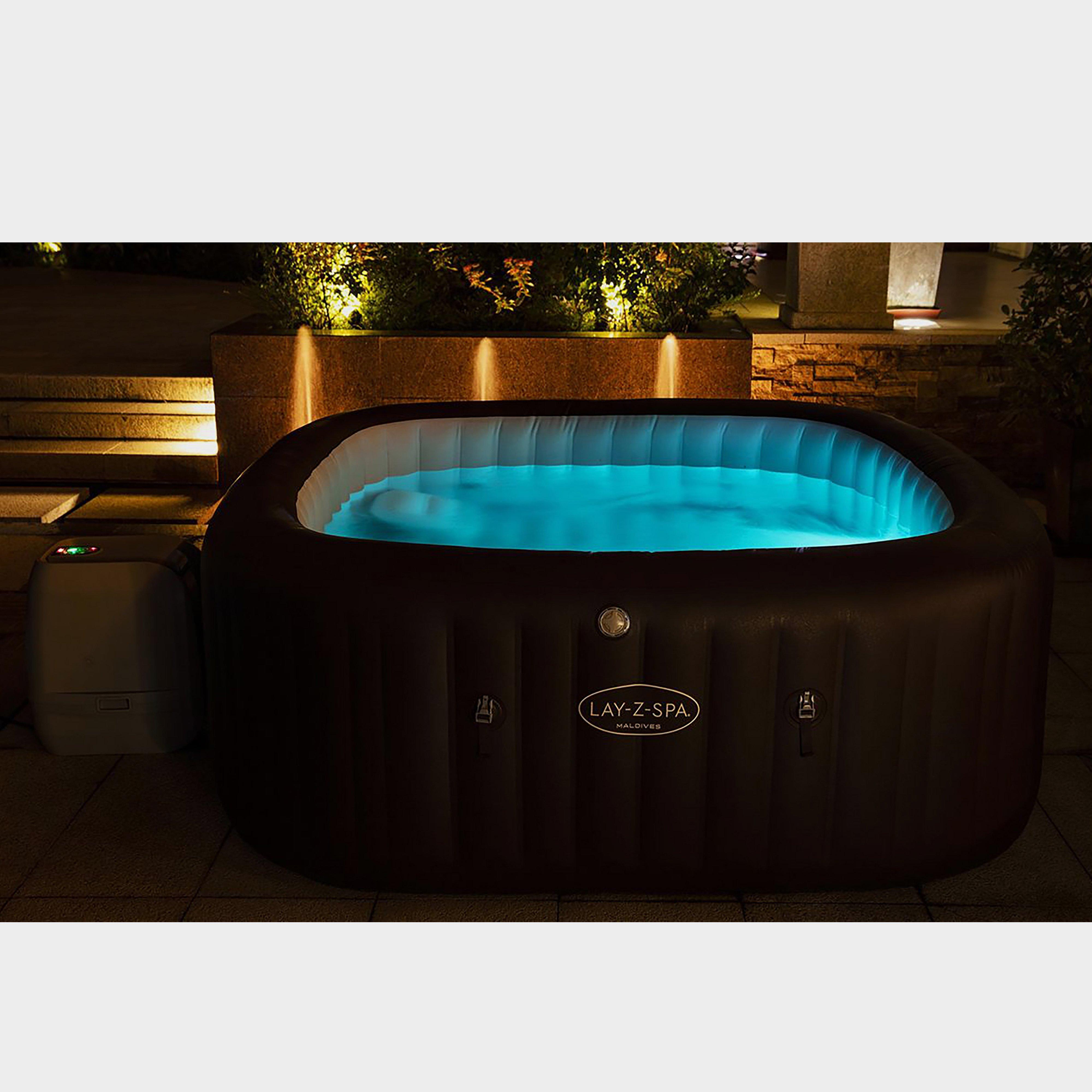 Maldives HydroJet Pro Hot Tub