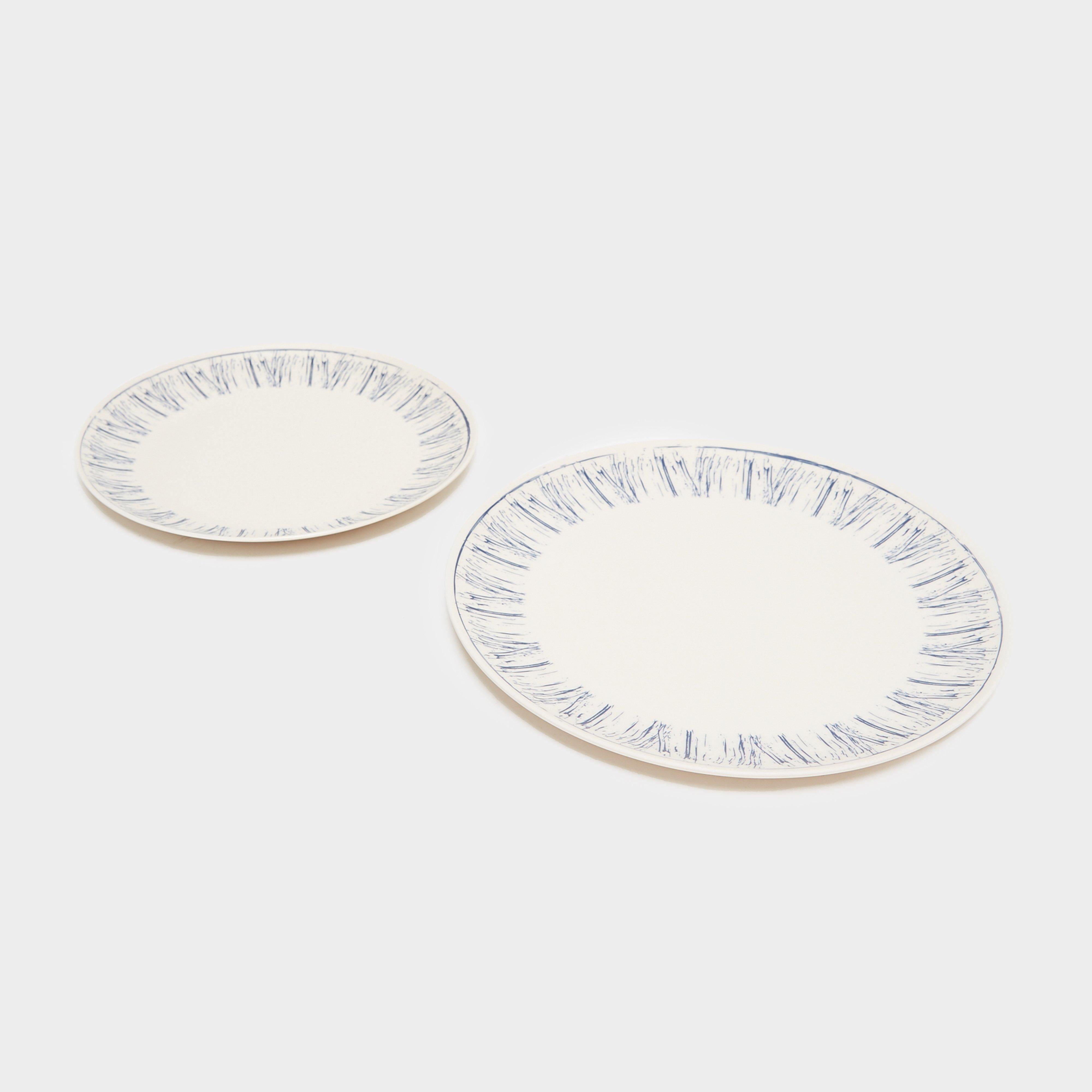 Hi Gear 16 Piece Melamine Plastic Tableware Set