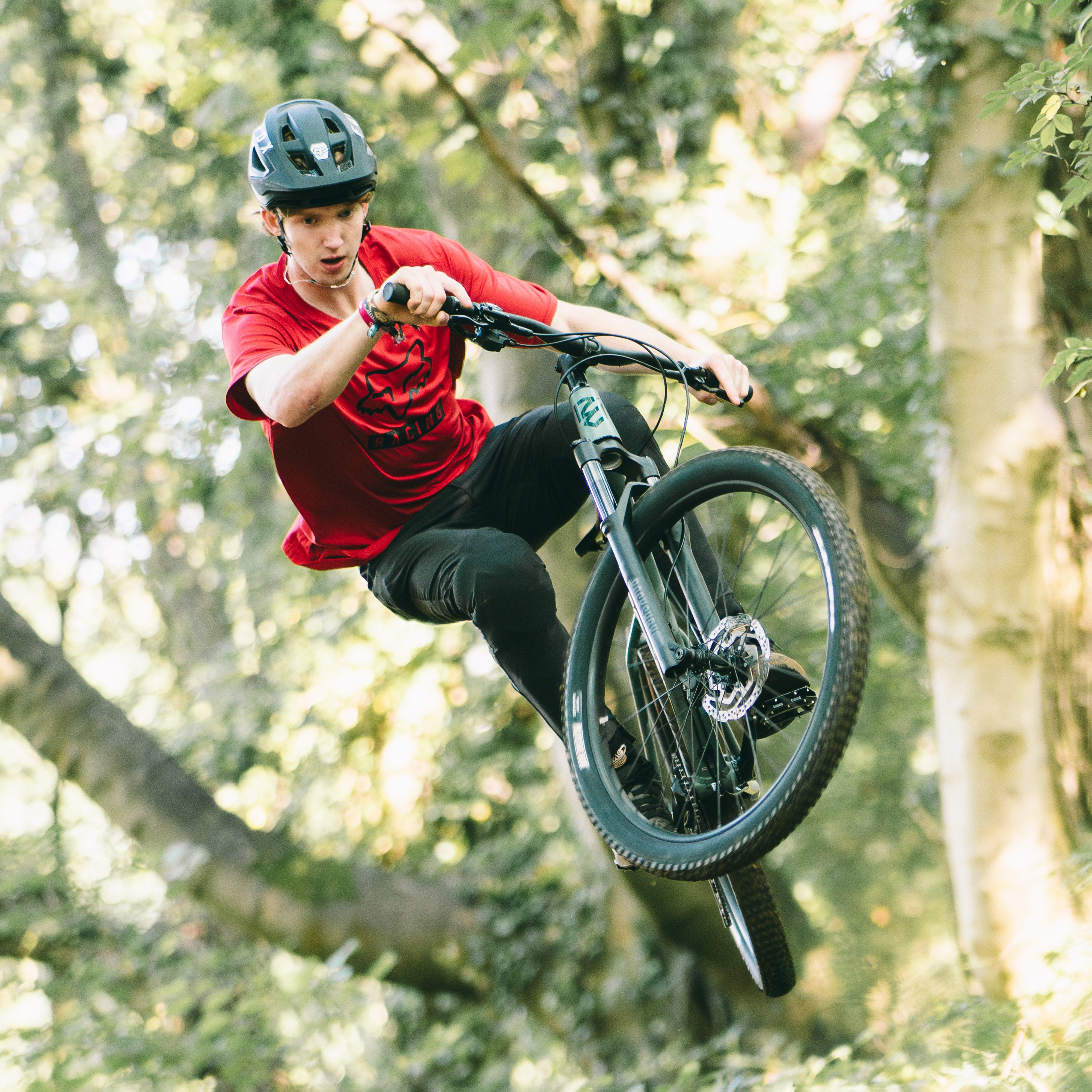 Line T2 27.5" Hardtail Mountain Bike