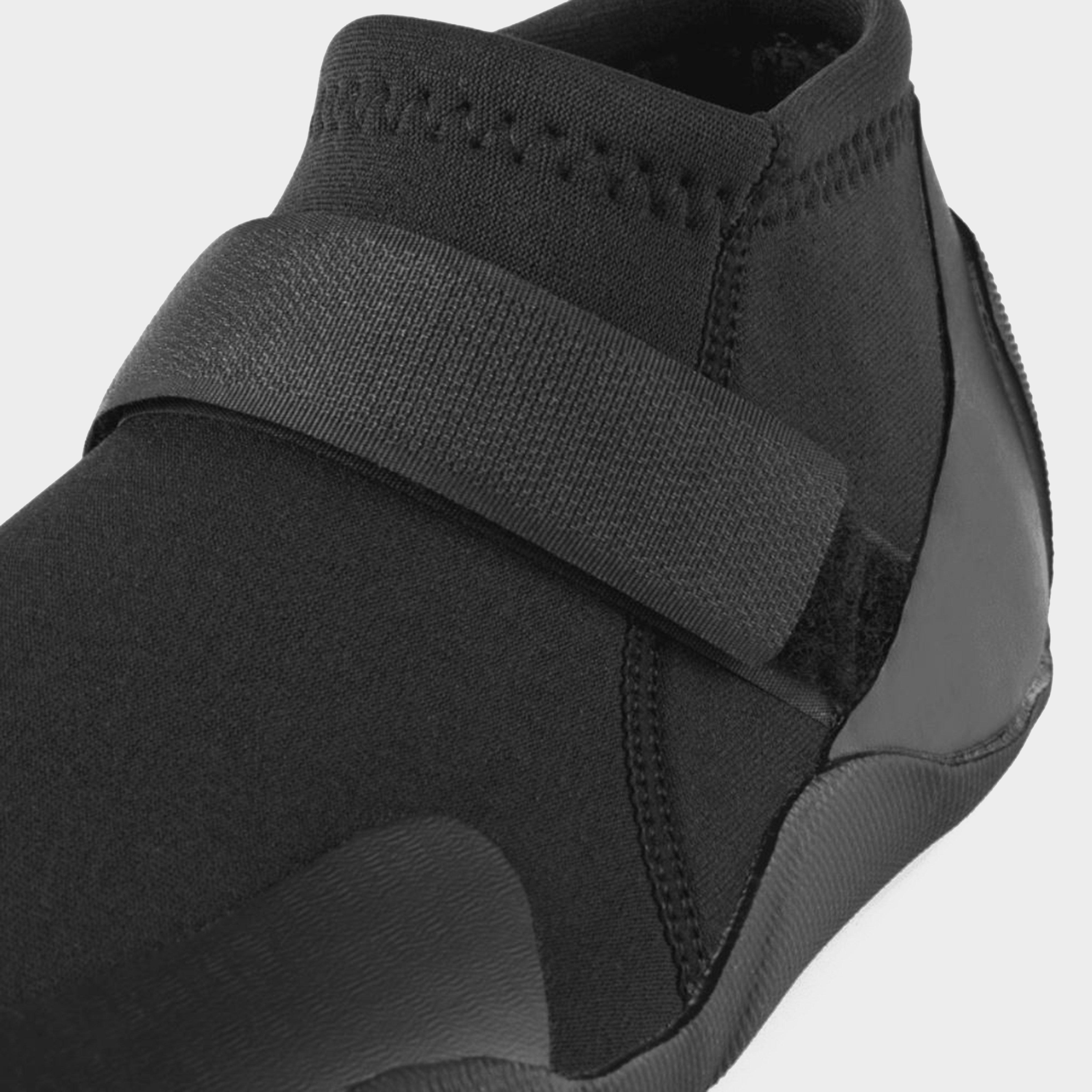 Pursuit Shoe