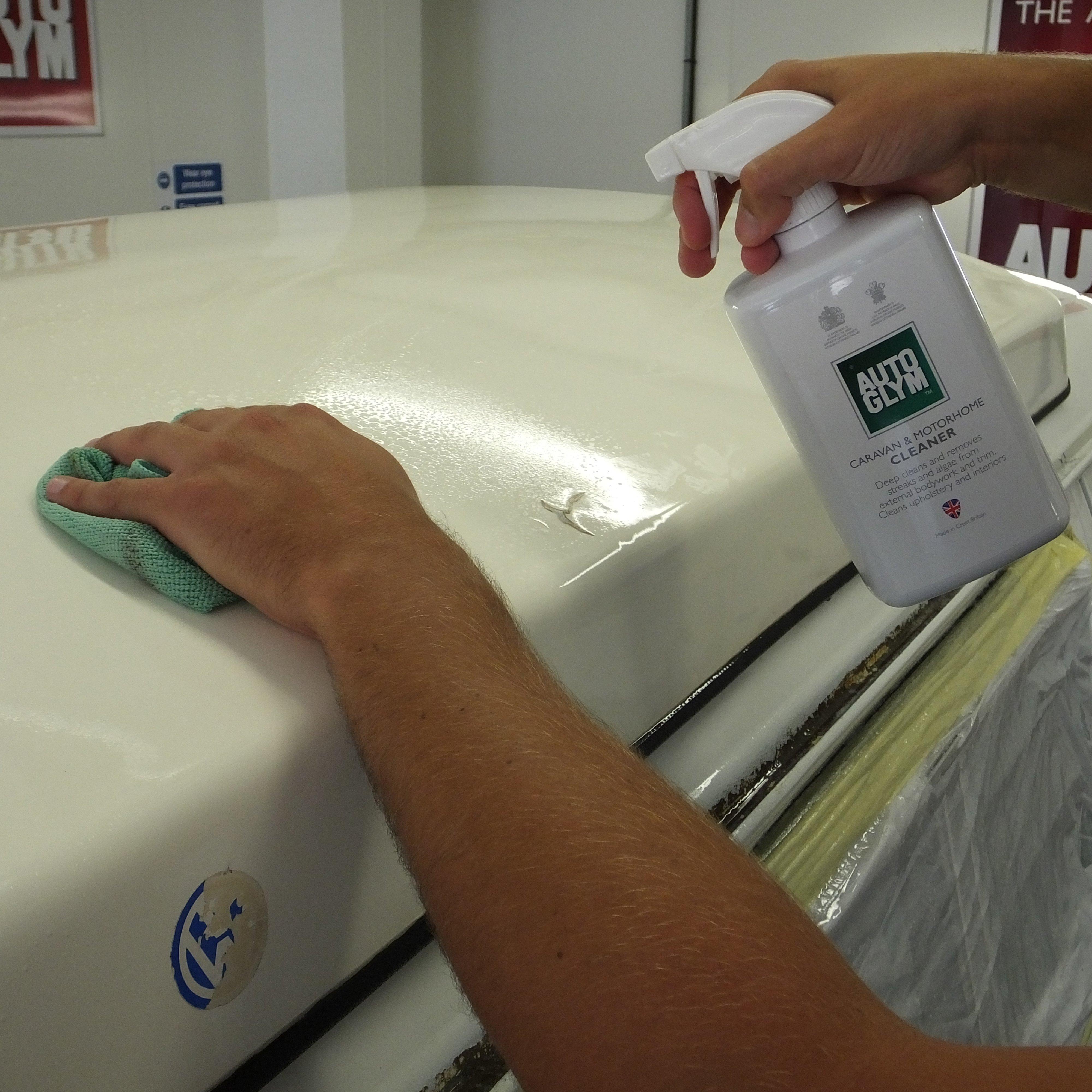 Caravan and Motorhome Cleaner 1L