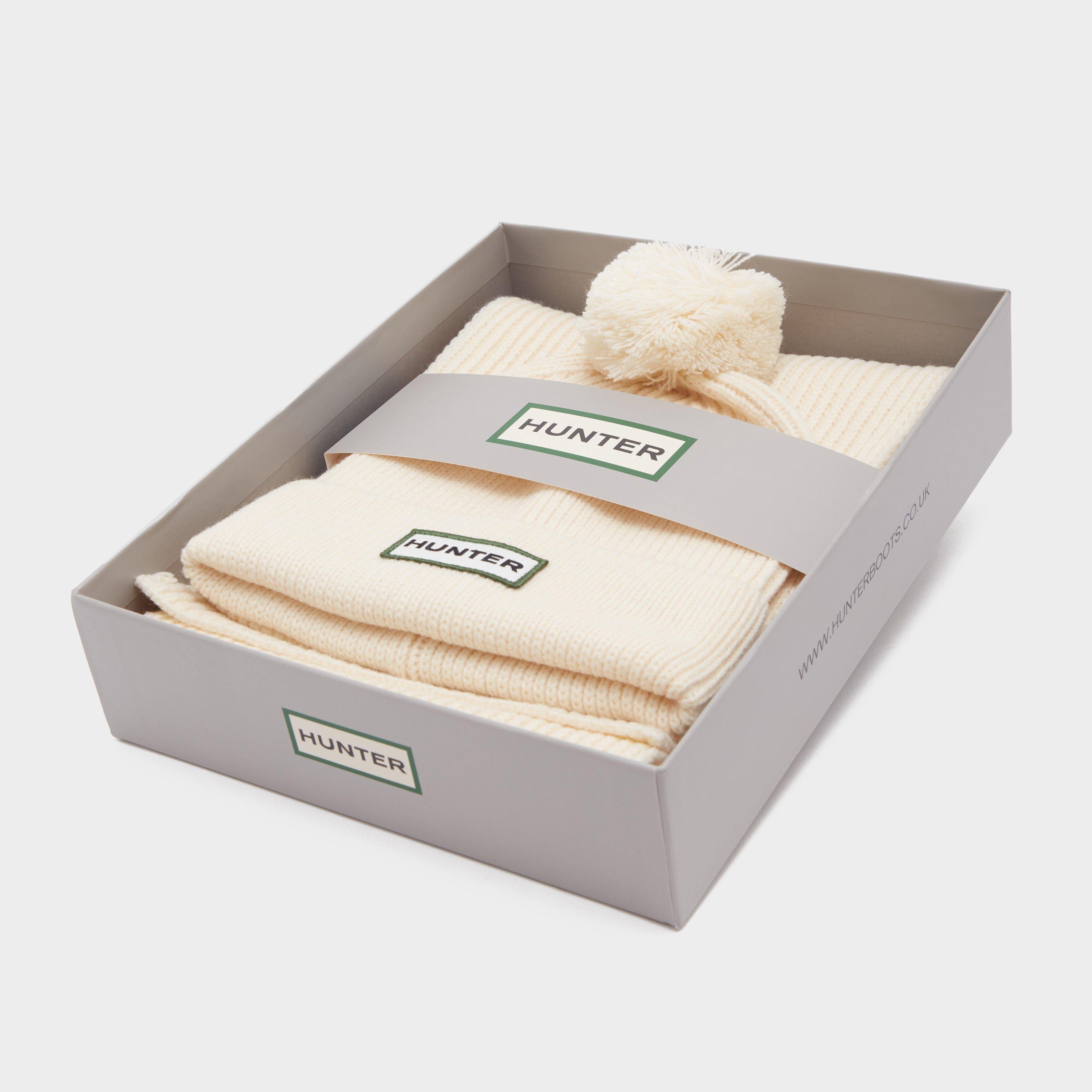 Unisex Green Label Bobble Hat Gift Set