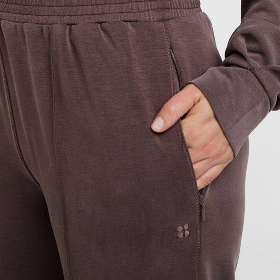 Women’s Sand Wash CloudWeight Track Trousers