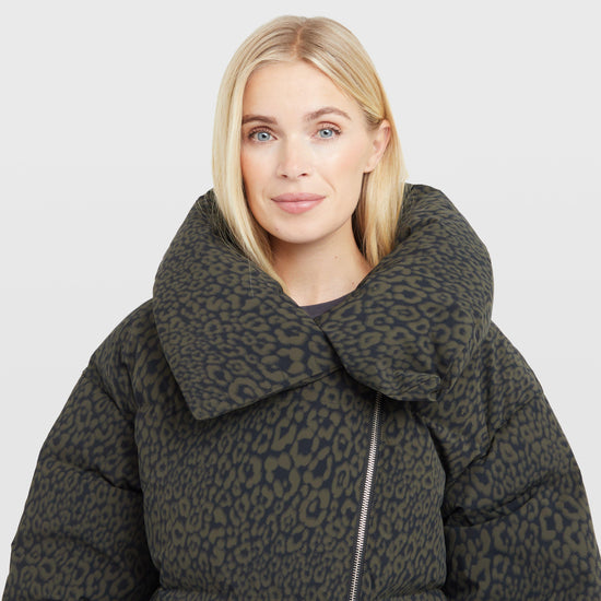 Women's Nimbus Cloud Short Puffer