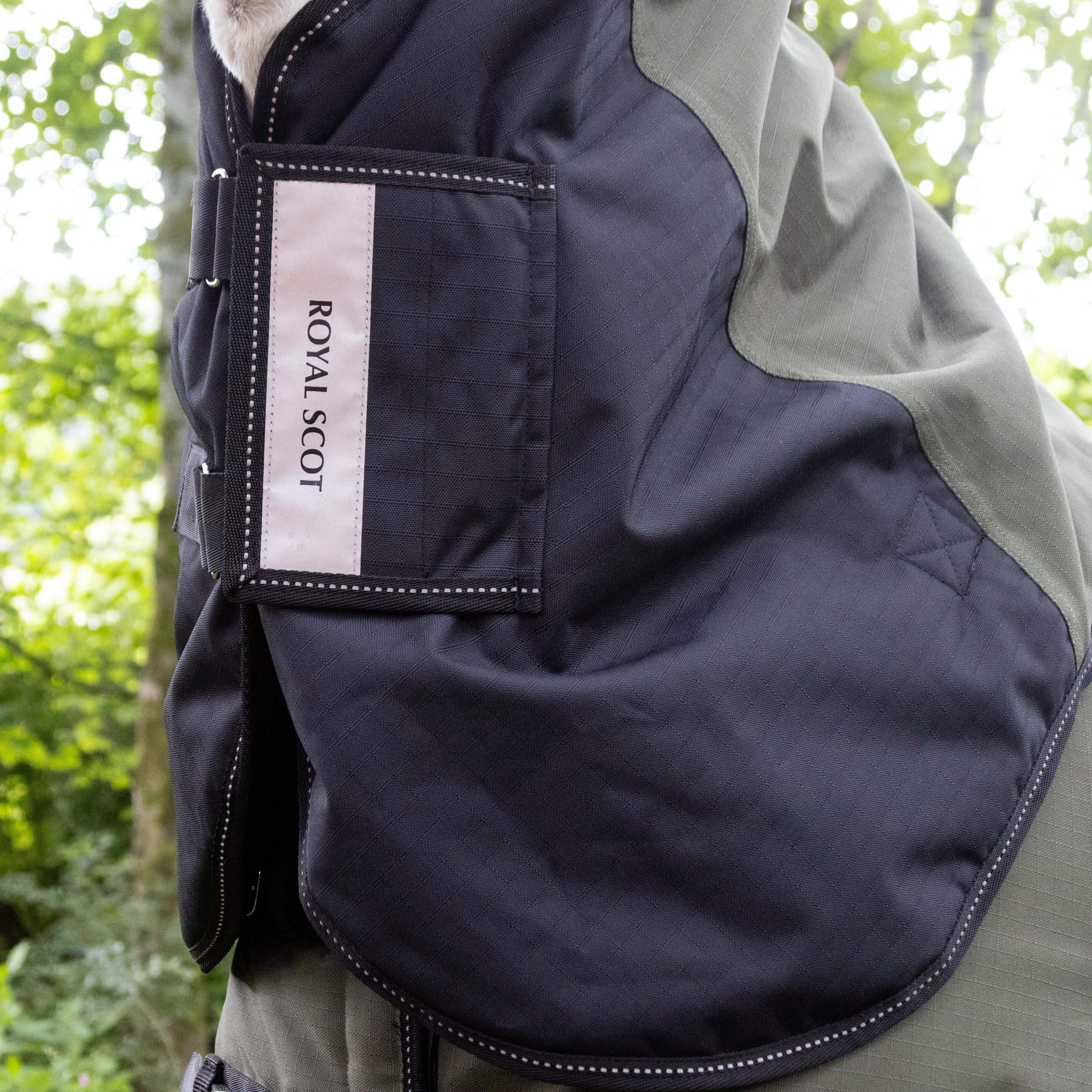 Pro 200g Turnout Rug