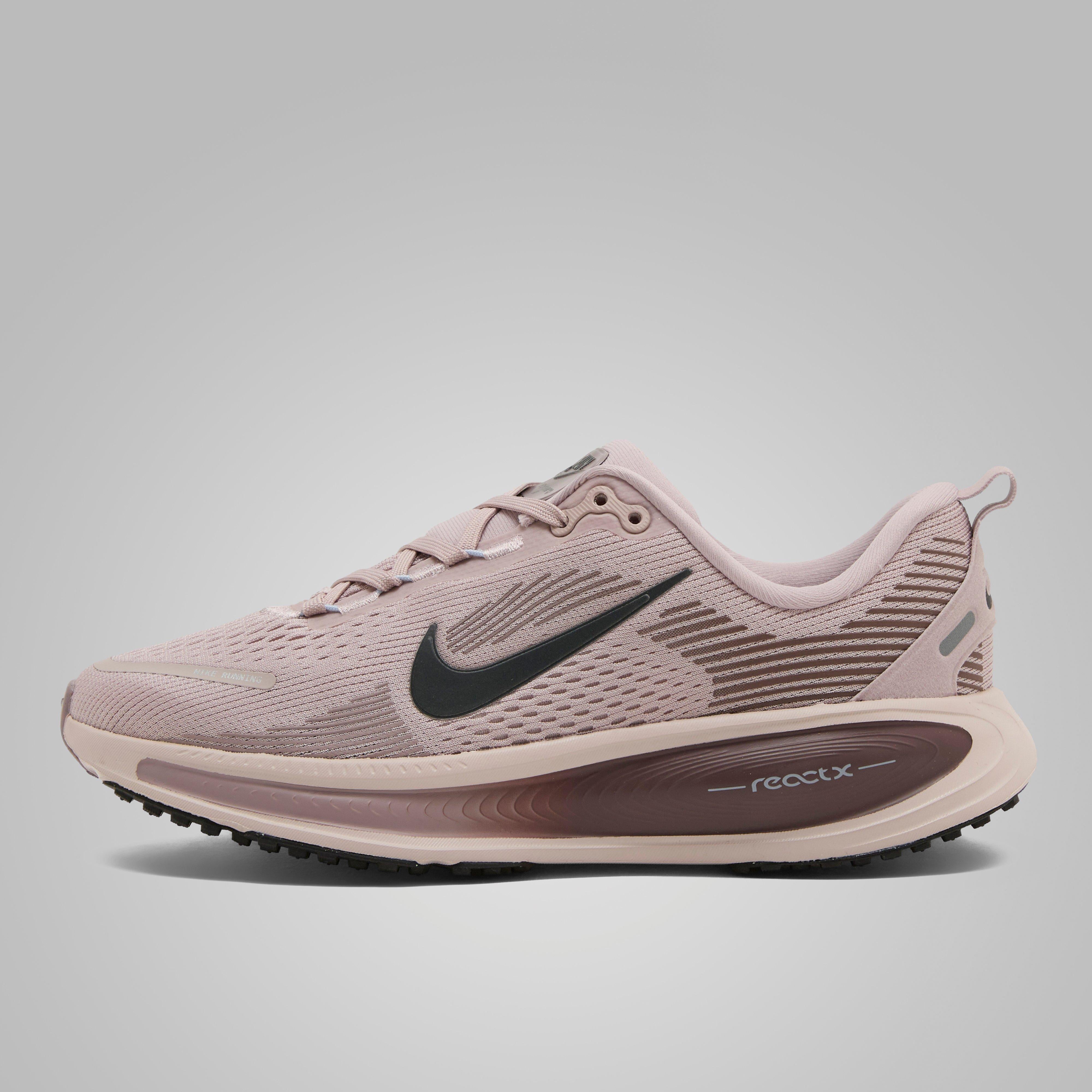 Older Kids’ Vomero 18 Road Running Shoes