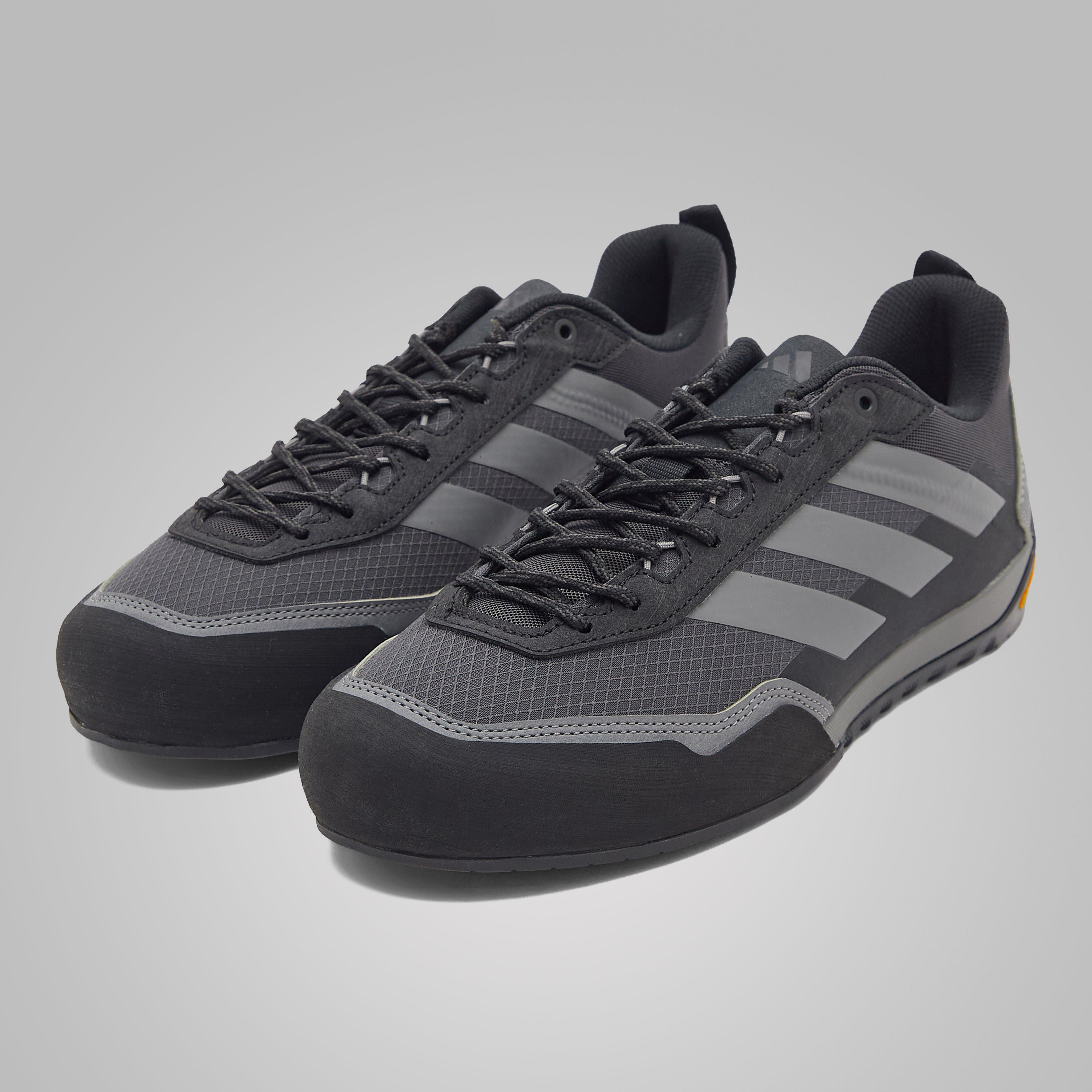 Terrex Skychaser Solo Approach Shoes
