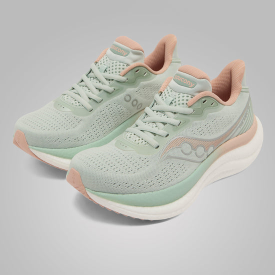 Women’s Triumph 23 Running Shoe