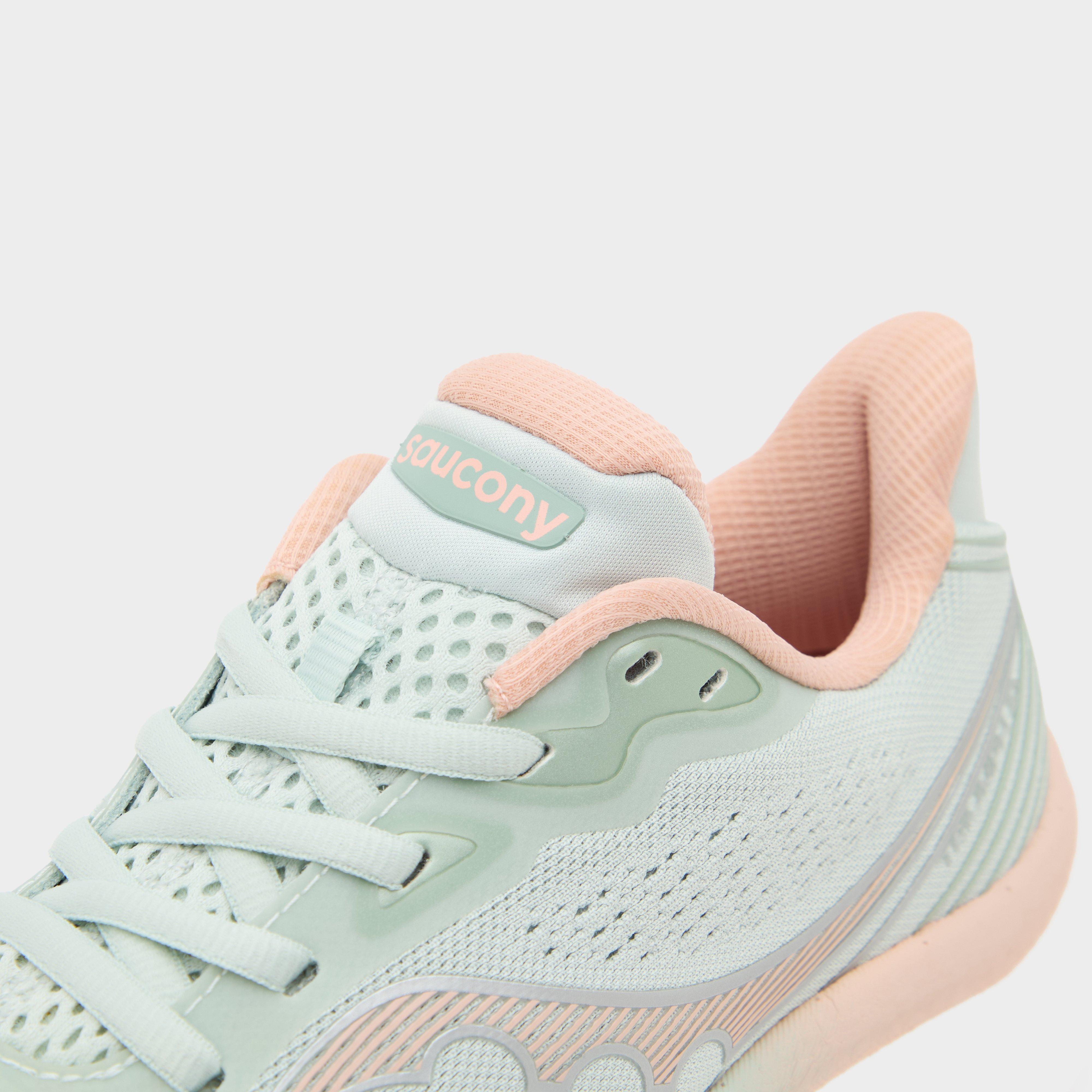 Women’s Triumph 23 Running Shoe