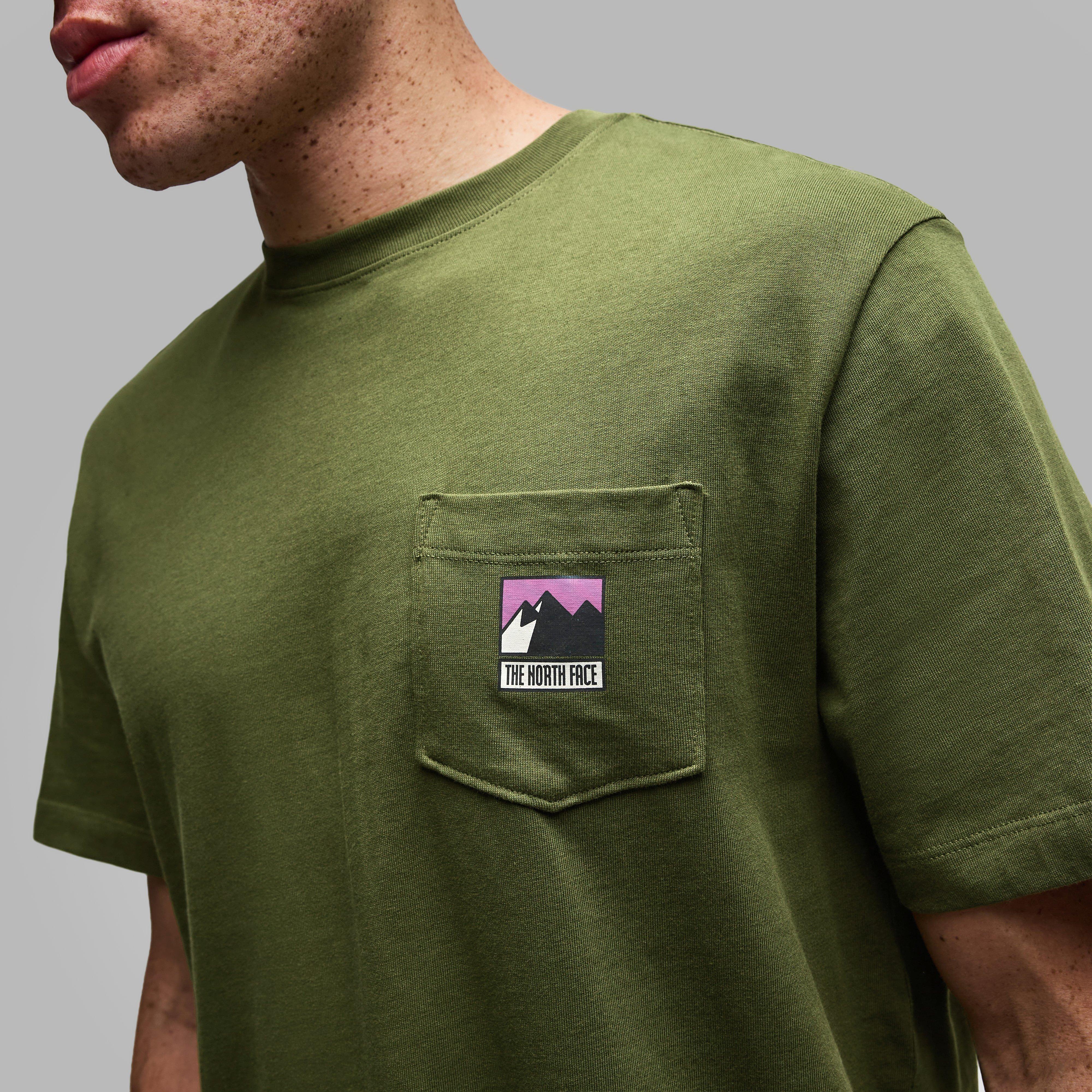Men’s Mountain Logo Relaxed Graphic T Shirt