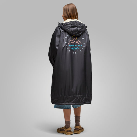 Women’s Escapism Sherpa Lined Changing Robe