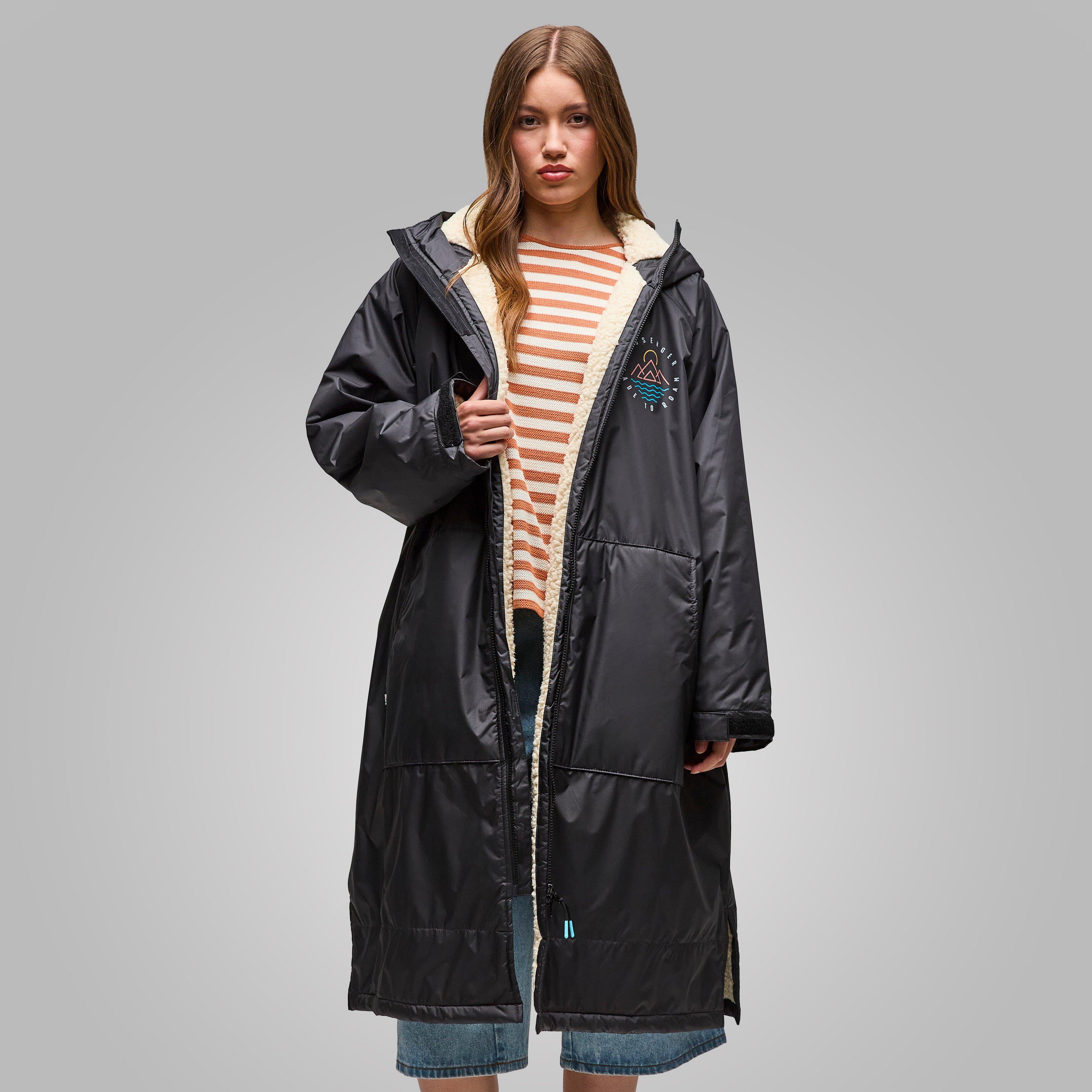 Women’s Escapism Sherpa Lined Changing Robe