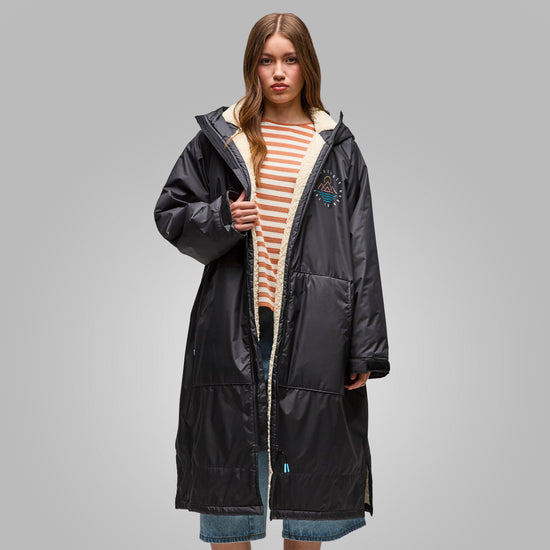 Women’s Escapism Sherpa Lined Changing Robe