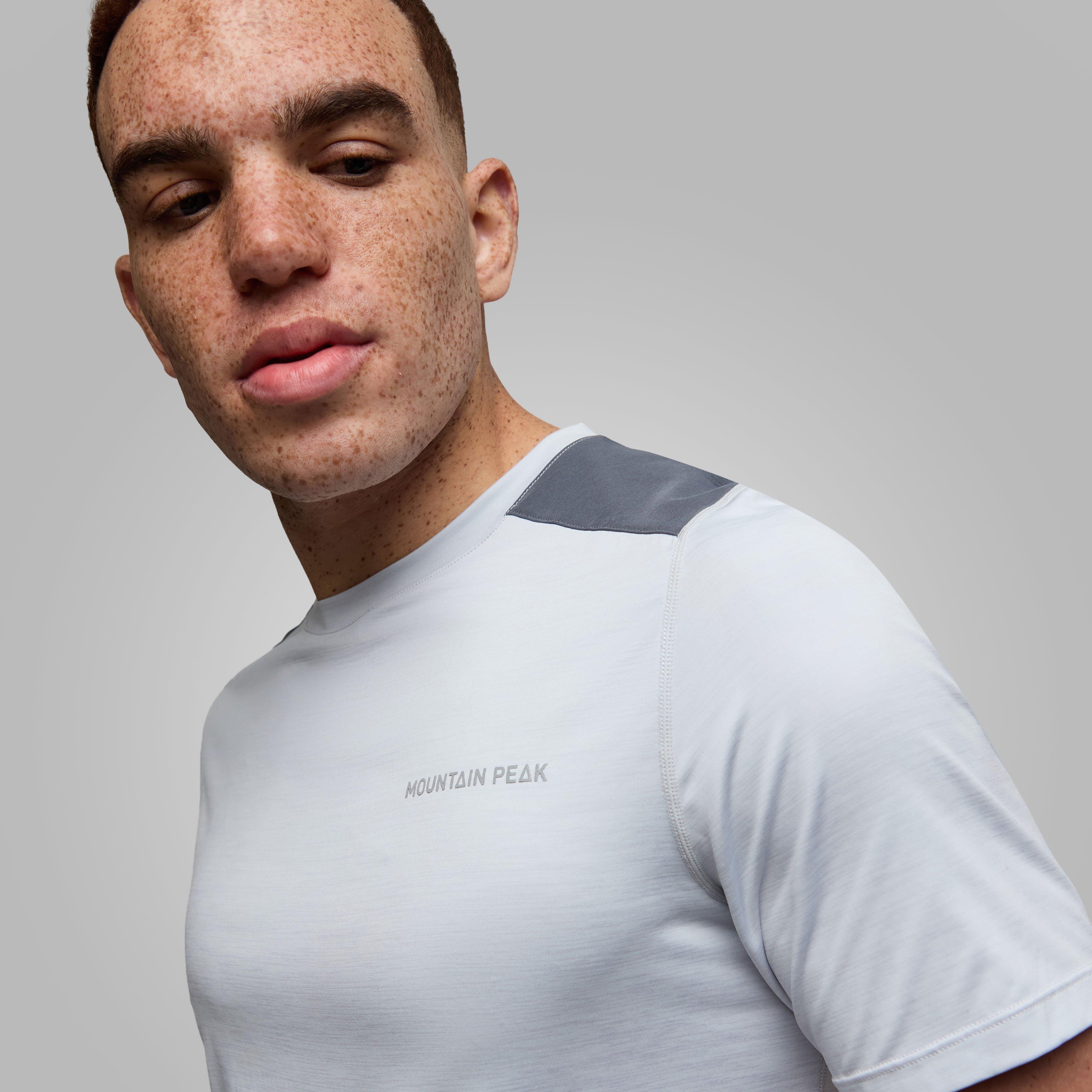 Men’s Move Tech Tee