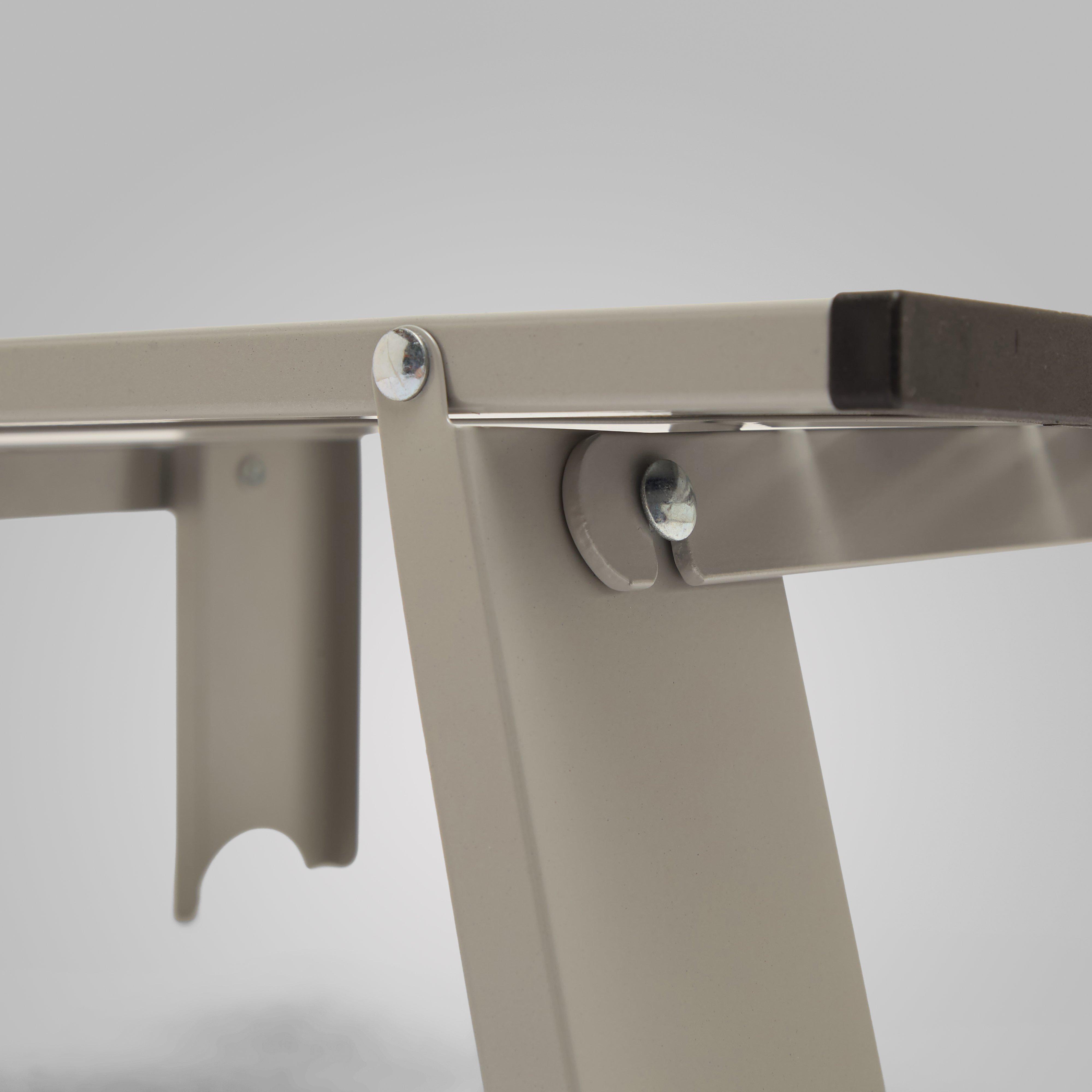 Compact Aluminium Table