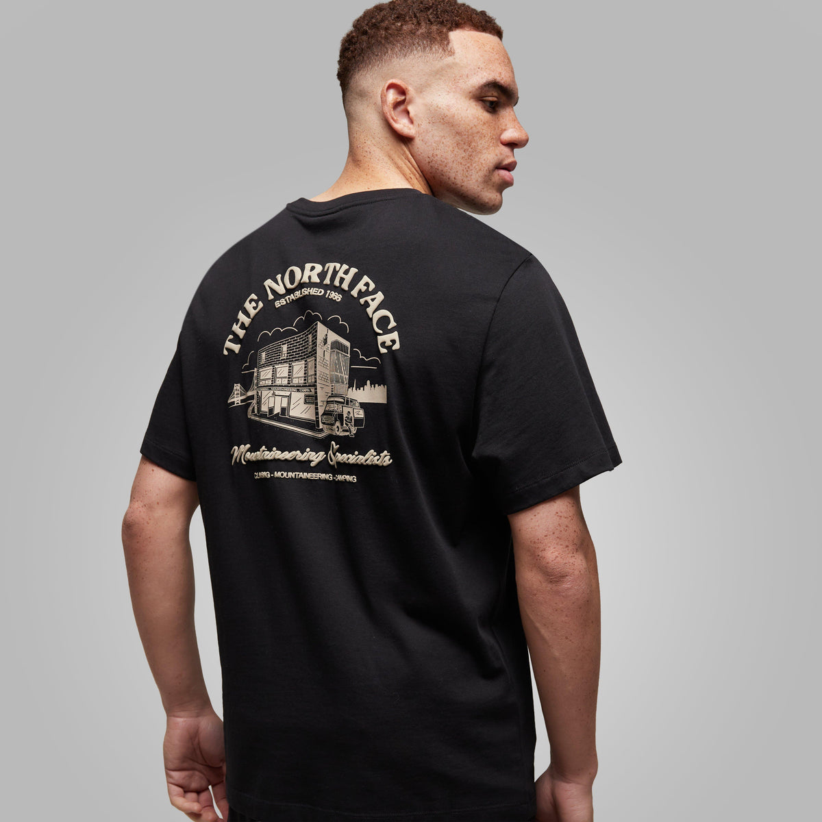 Men's Relaxed Short Sleeve Graphic T-Shirt