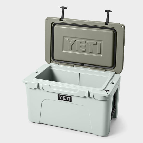 Tundra® 45 Cool Box