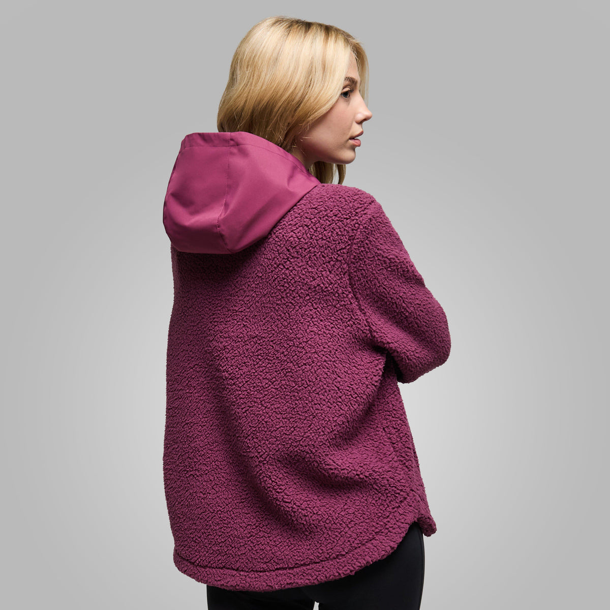 Women's Outlook Hooded Jacket