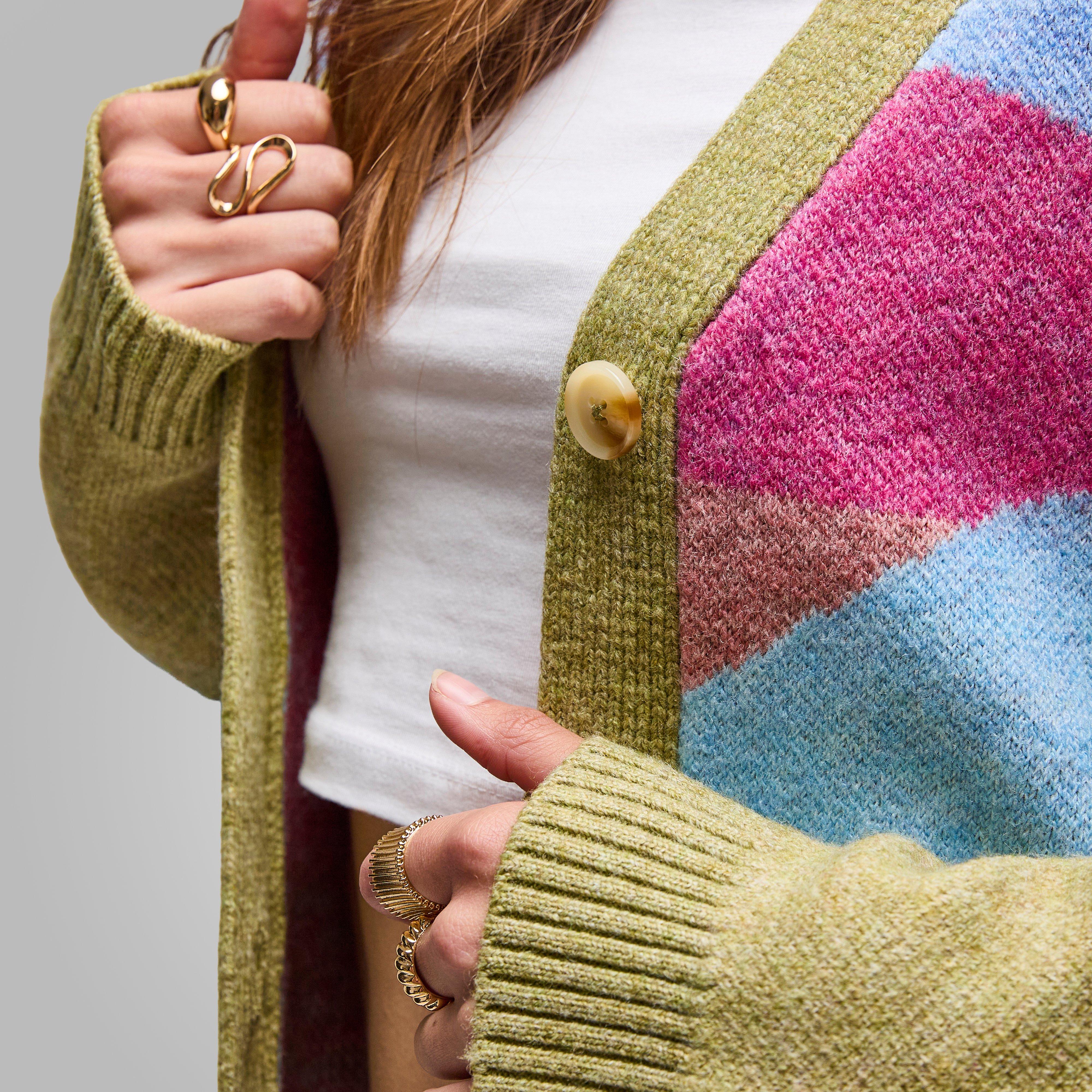 Women’s Scenic Knitted Cardigan
