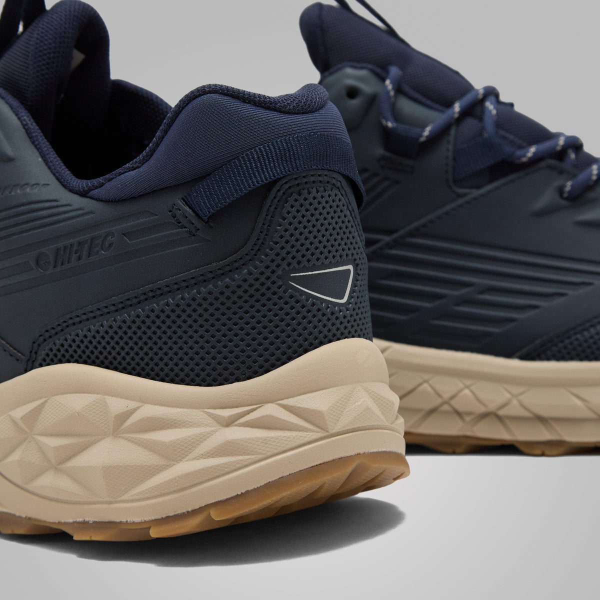 Men’s Fuse Trek Low Waterproof Walking Shoe