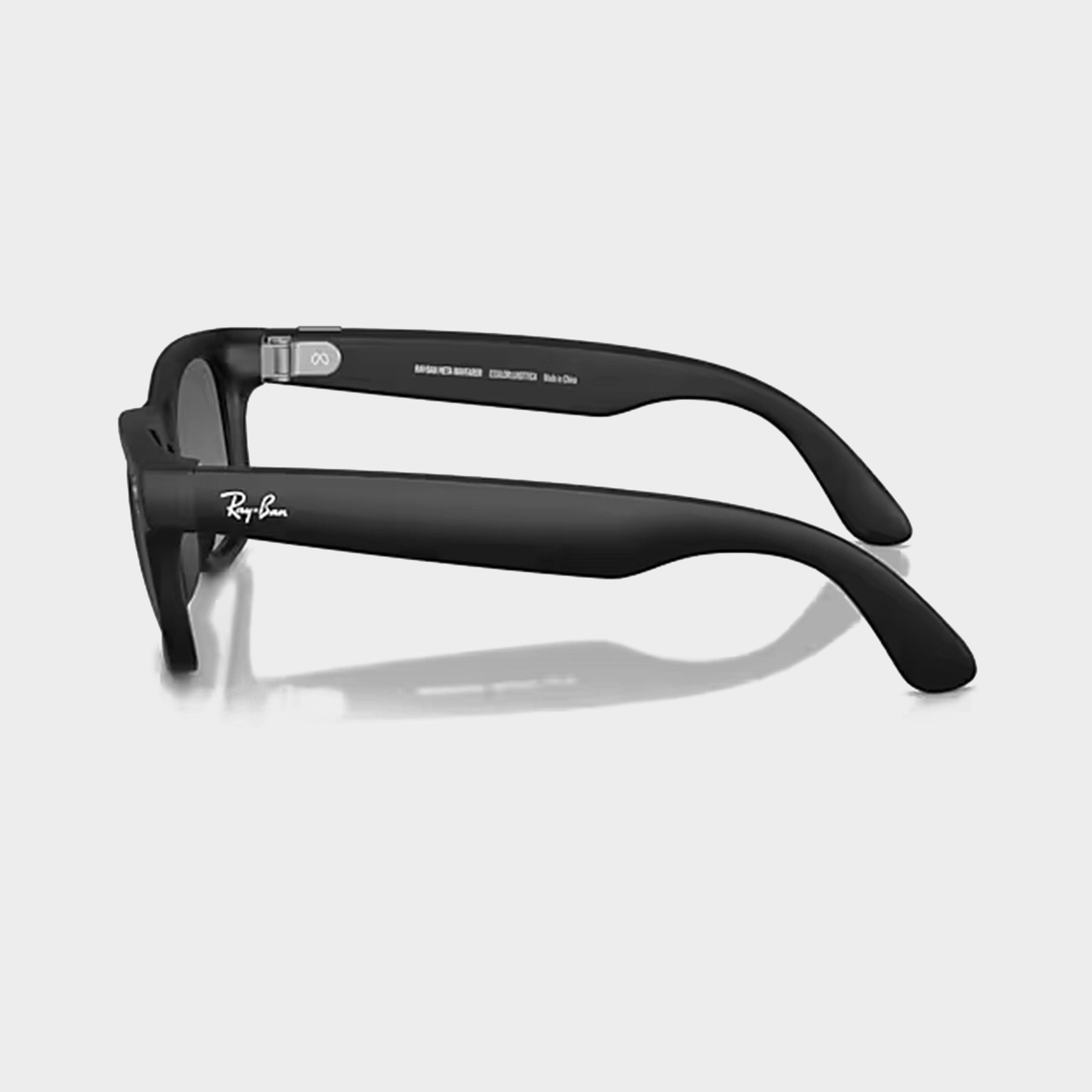 Meta Wayfarer Gradient Polarized Sunglasses