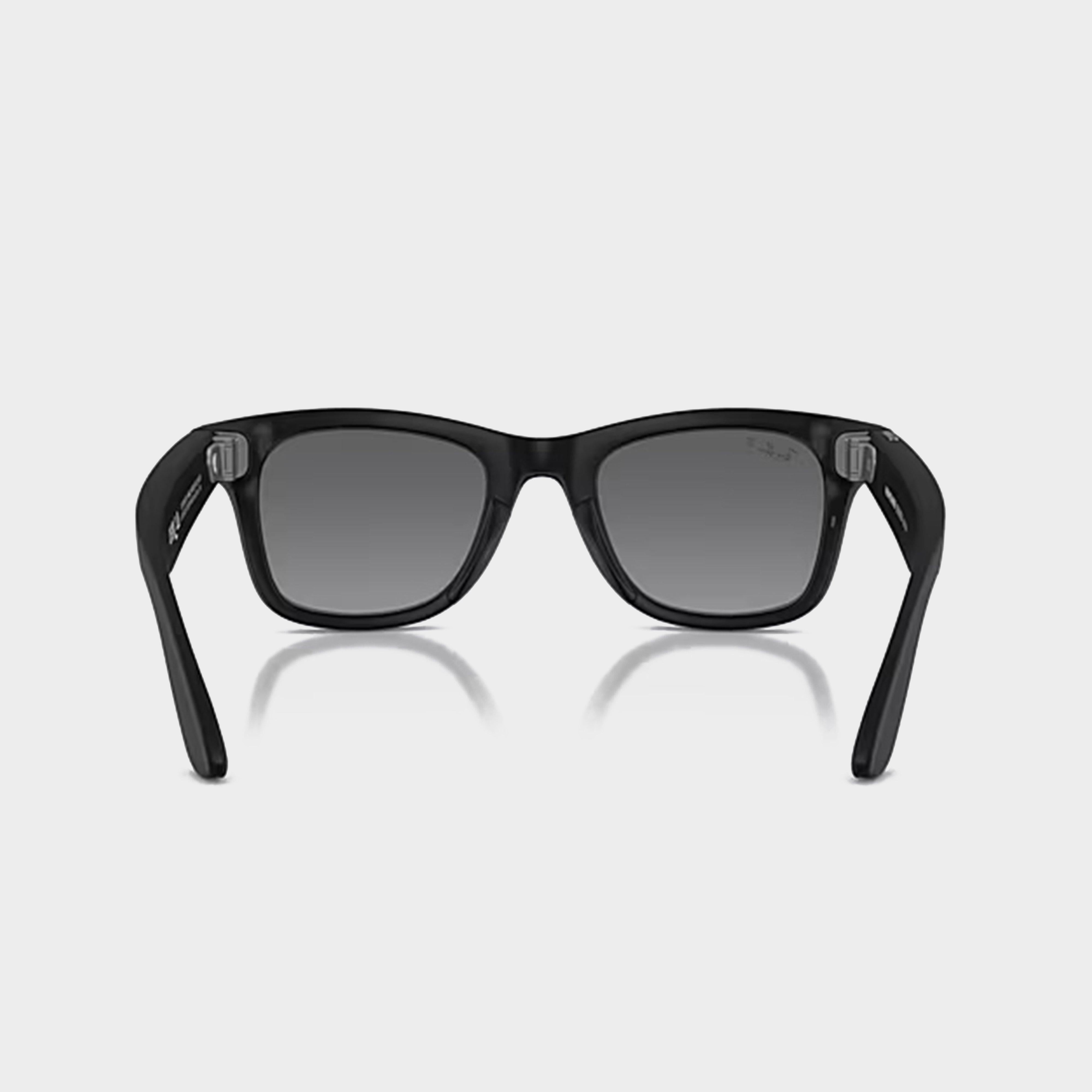 Meta Wayfarer Gradient Polarized Sunglasses