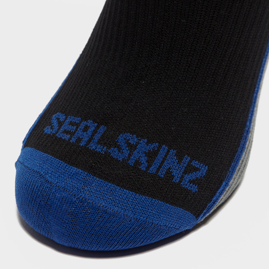 Mid-Weight Mid Length Socks