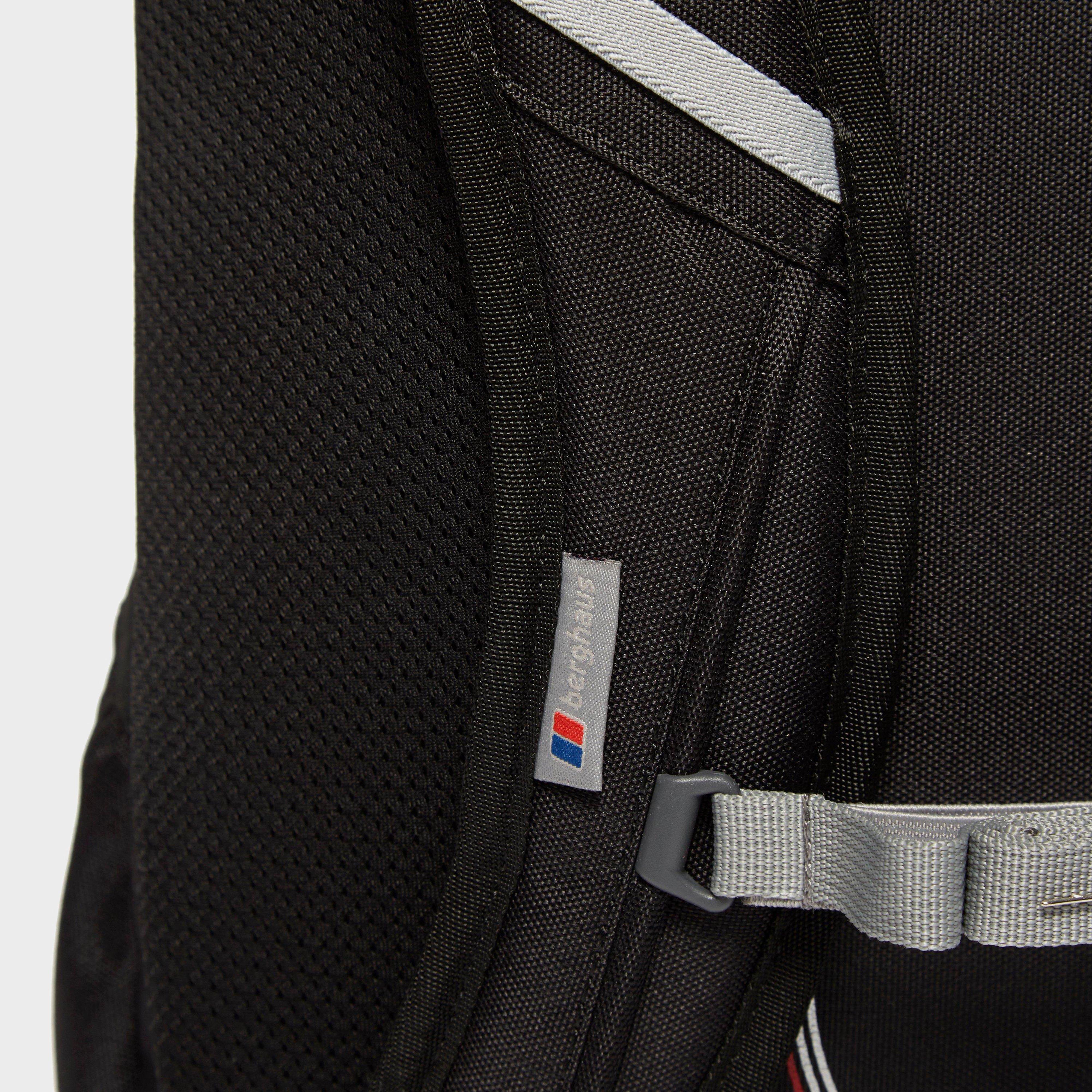 Black Berghaus TwentyFourSeven 25 Litre Ruckack – Blacks