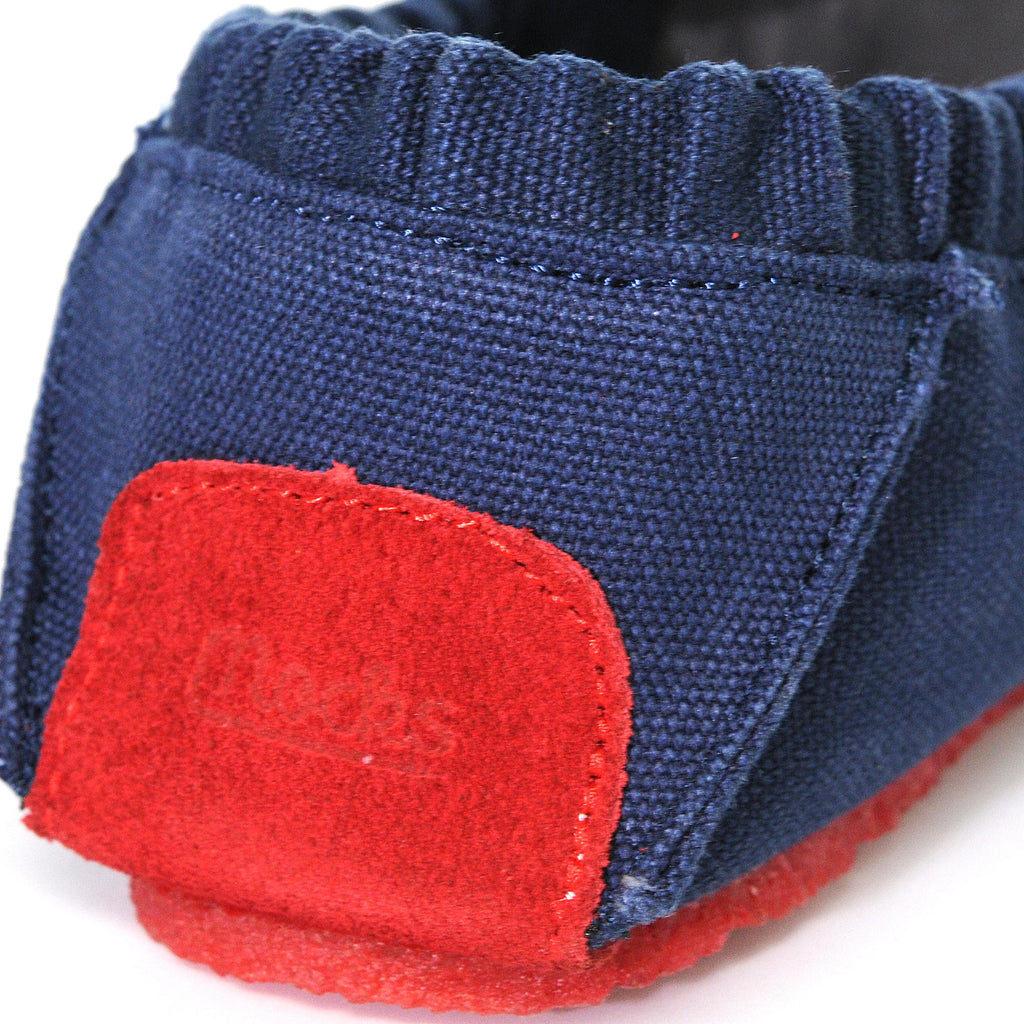 Women’s Classic Canvas Shoe