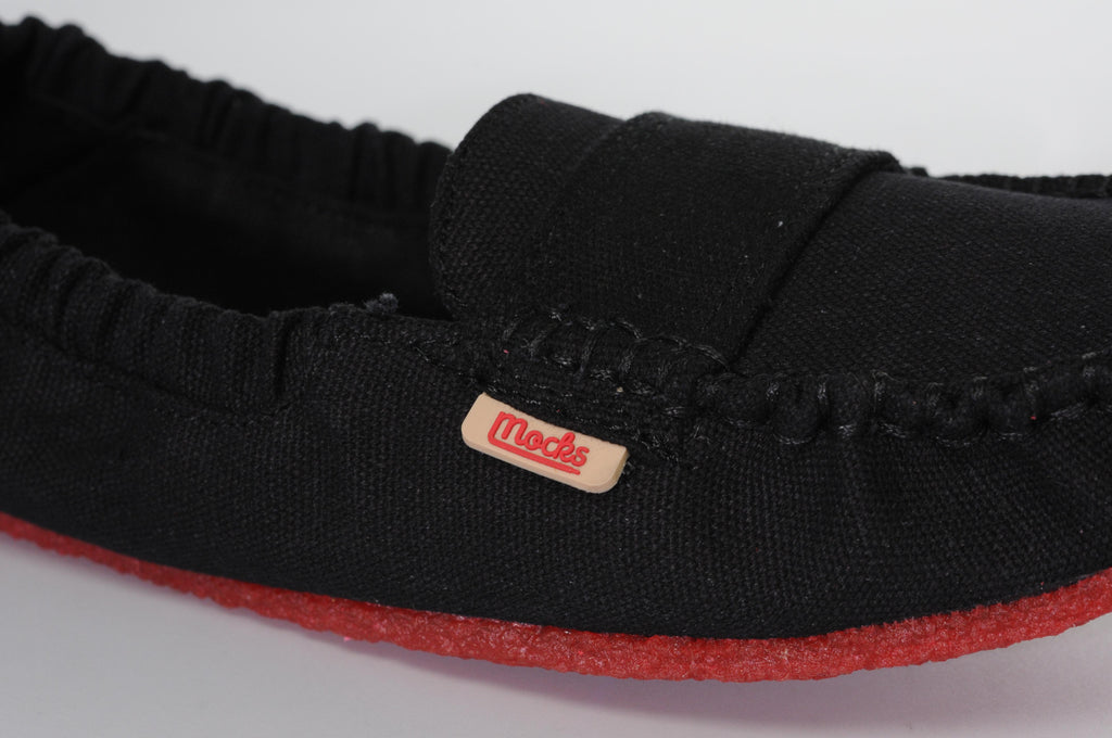 Women’s Classic Canvas Shoe