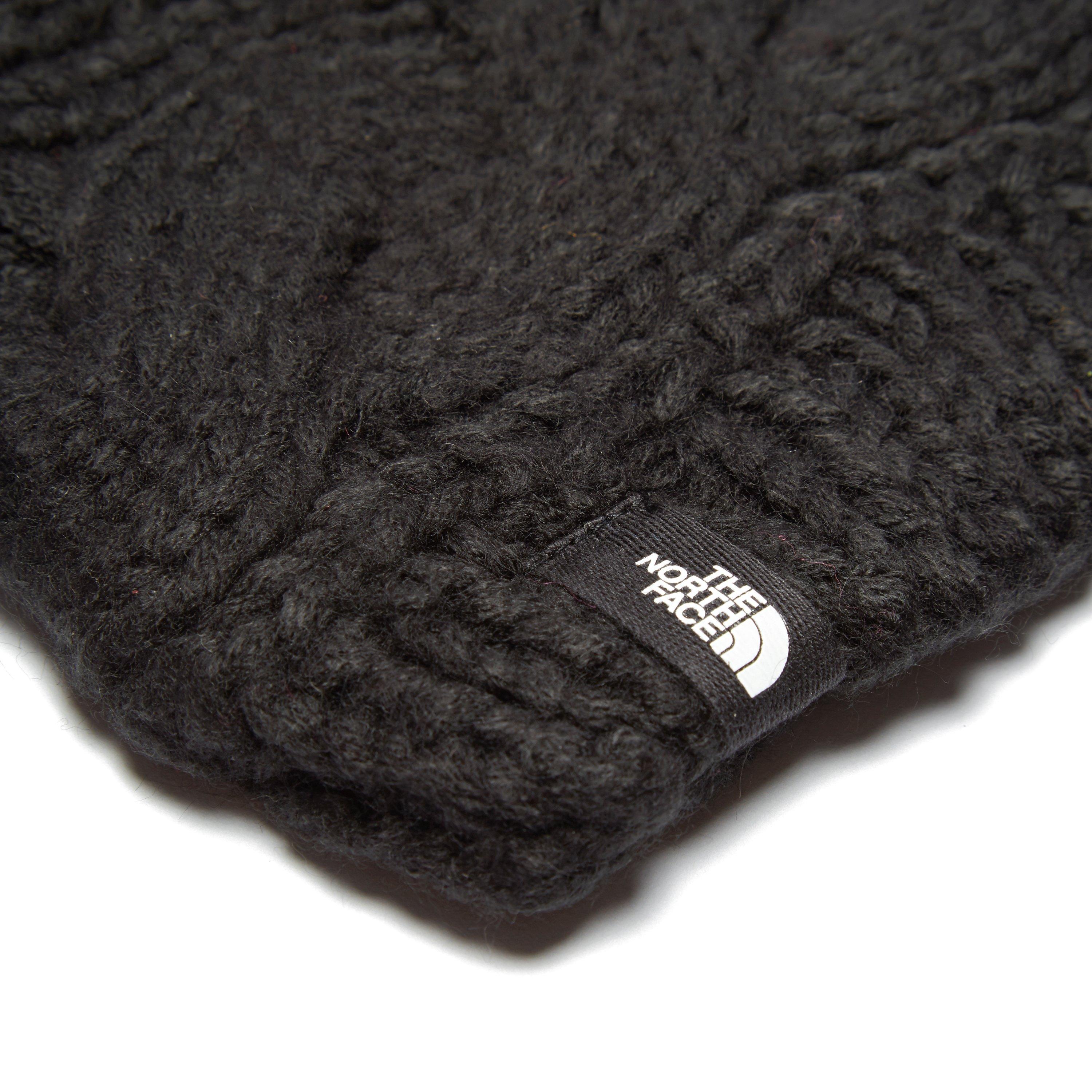 Women’s Cable Pom Pom Beanie