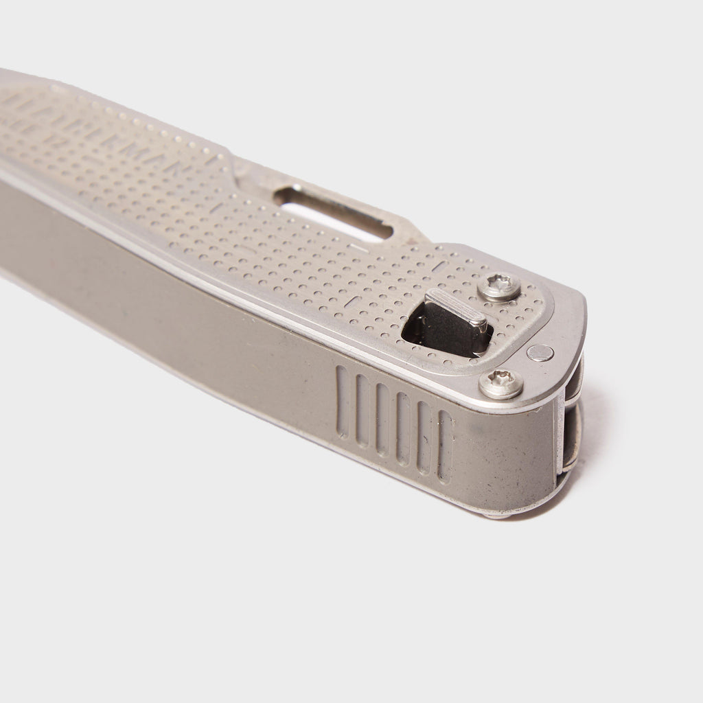 Free™ T2 Multi-Tool