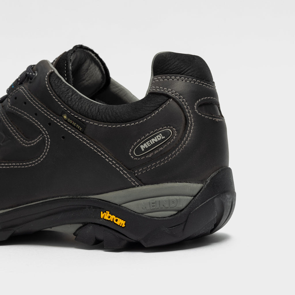 Men's Caracas GTX Walking Shoes
