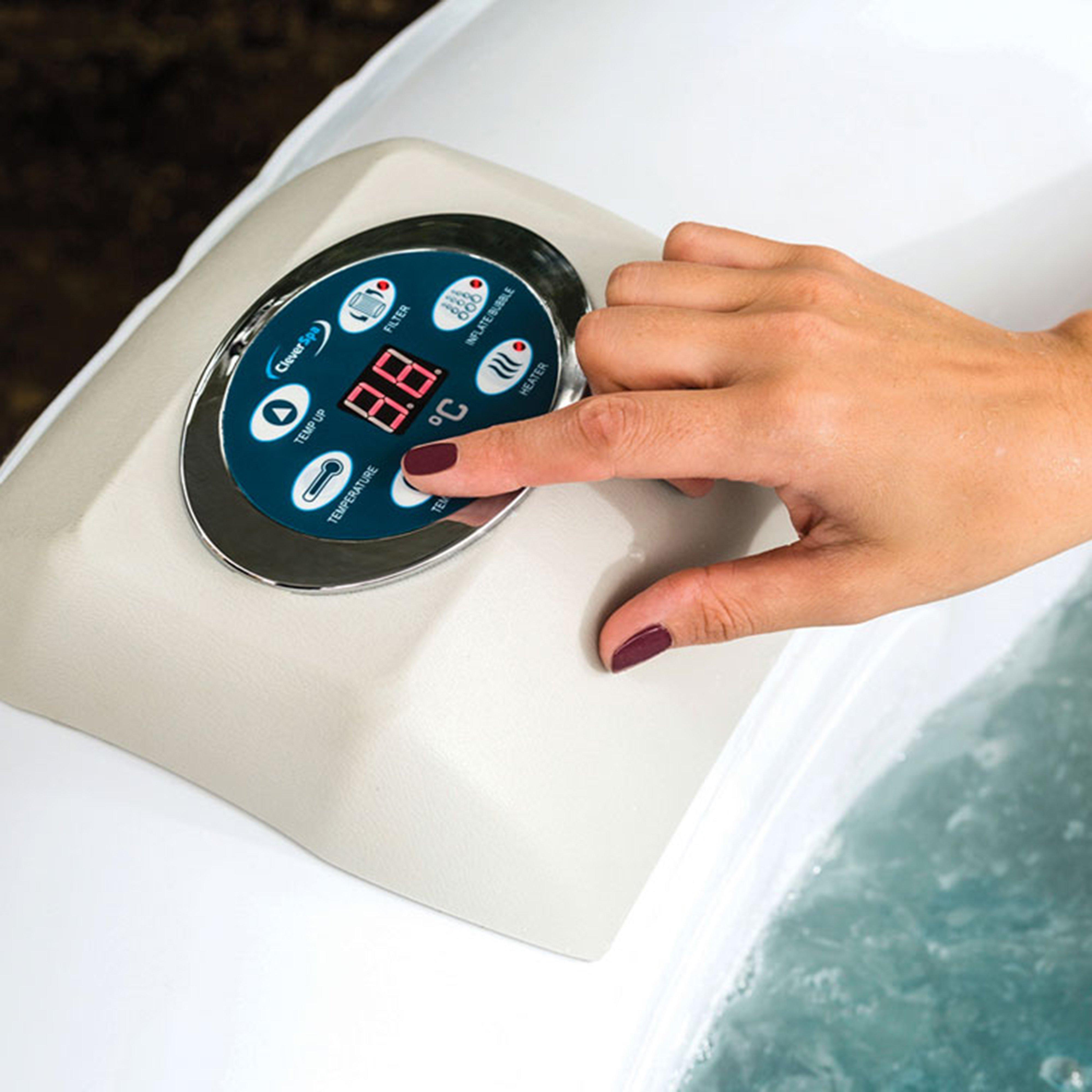 Inflatable 4-Person Hot Tub