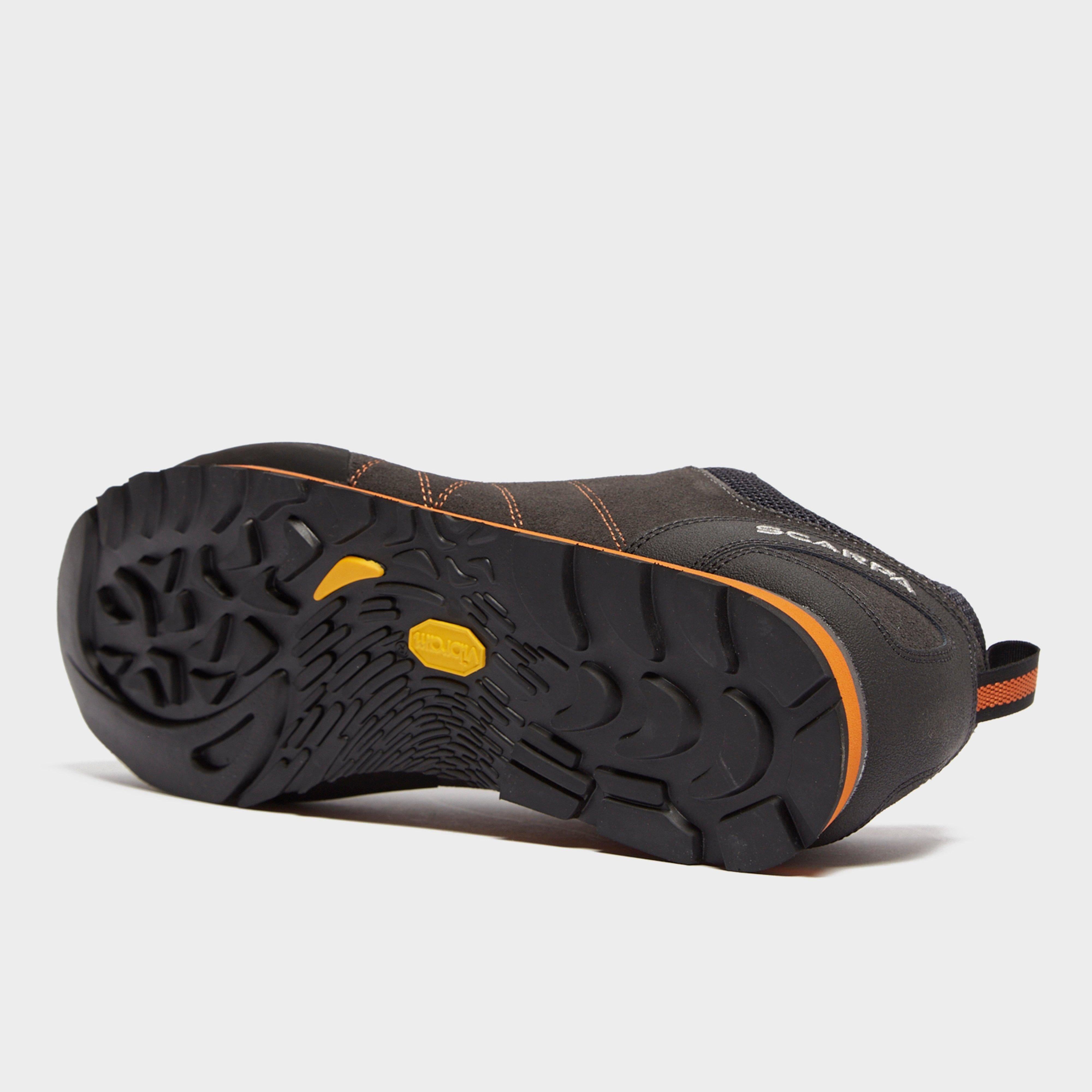 Crux Men's Approach Shoe