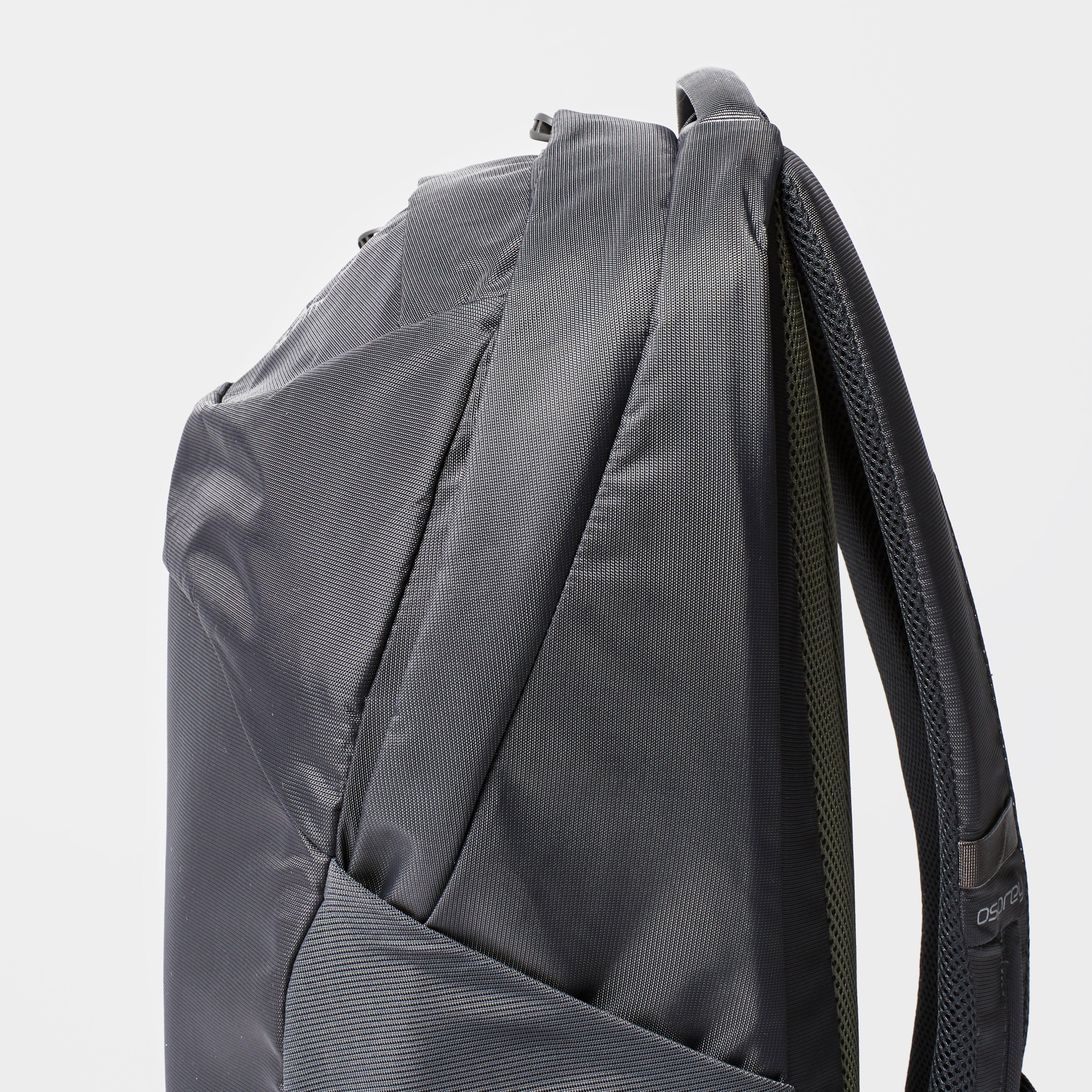 Centauri 22L Backpack