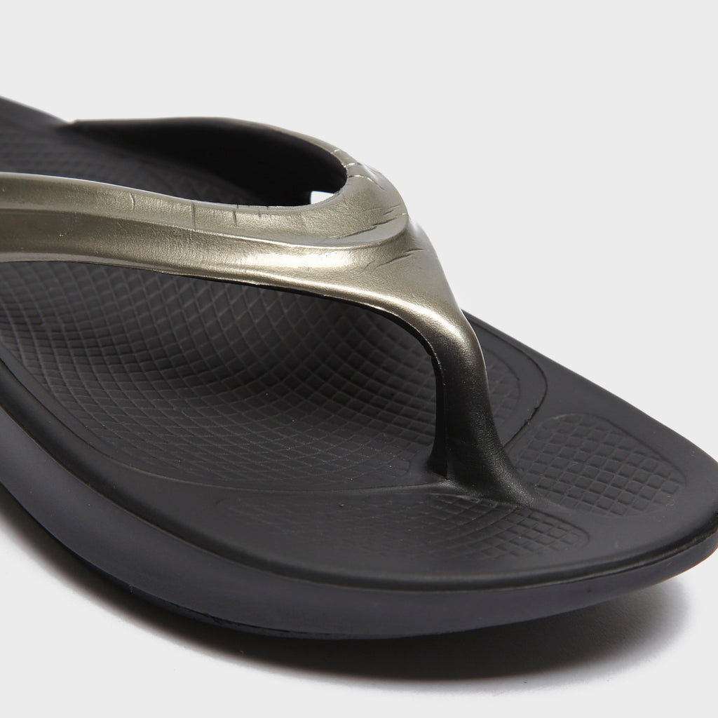 Women's OOlala Flip Flops