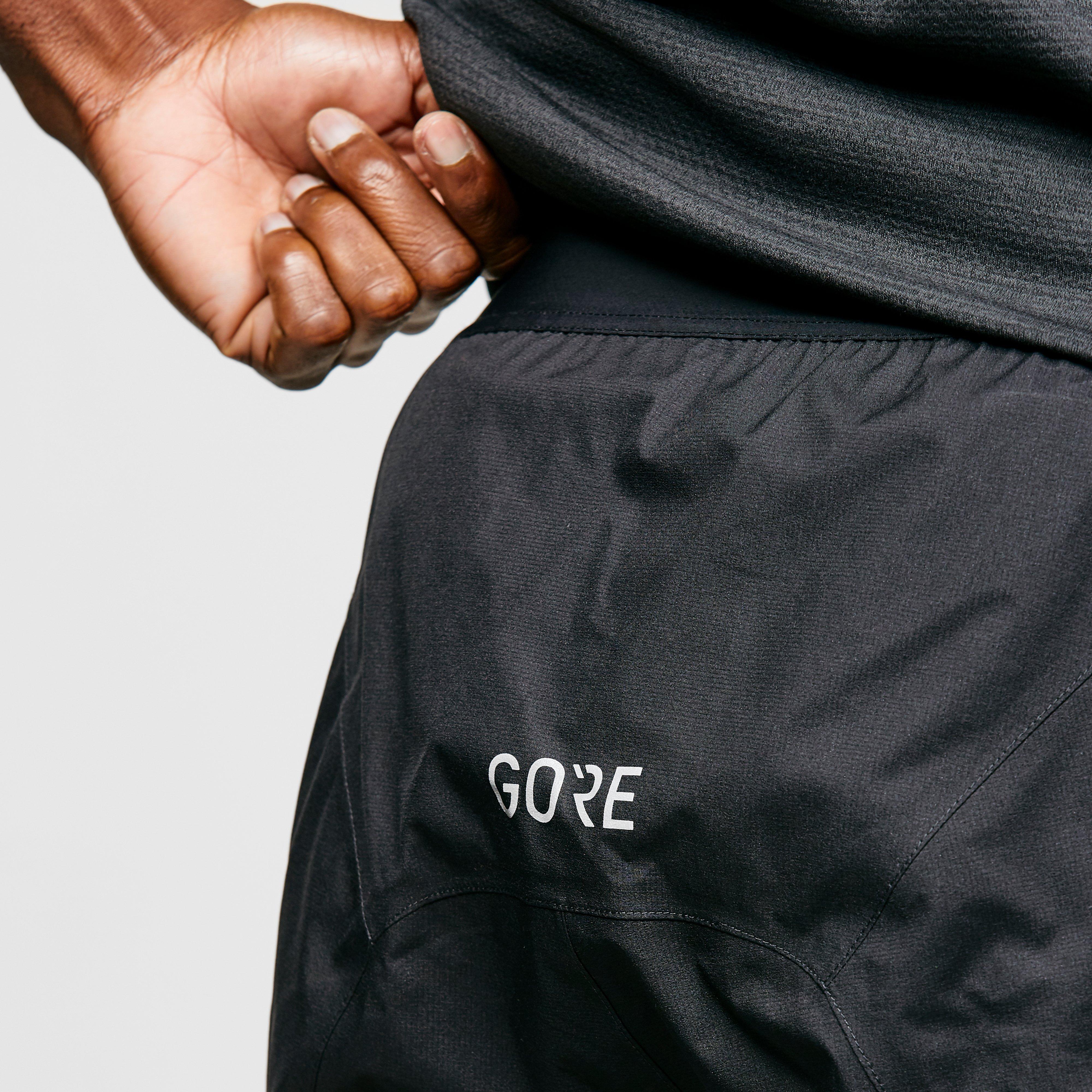 Black Gore Men's C5 GORE-TEX PACLITE Shorts – Blacks