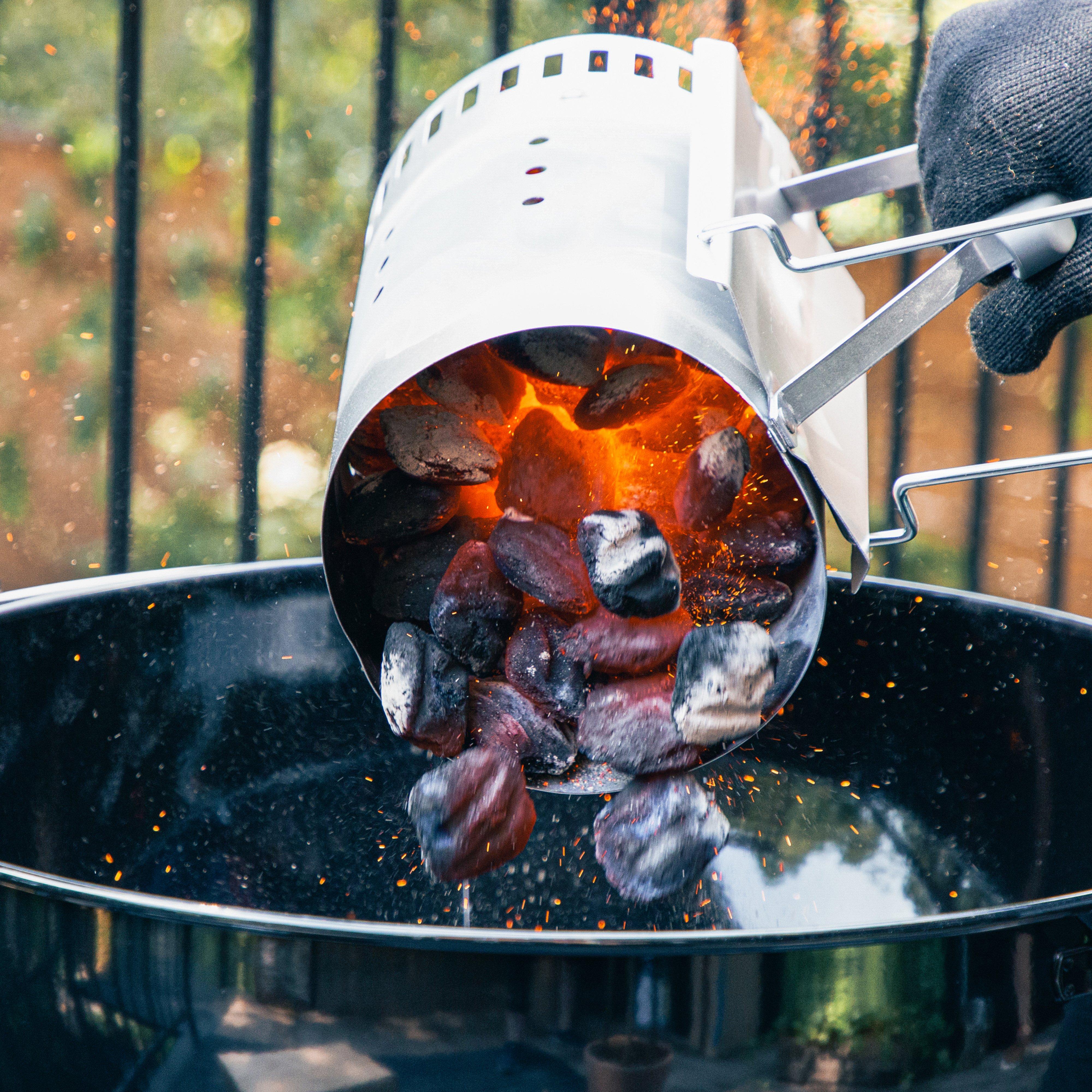 Master-Touch GBS E-5750 Charcoal Barbecue