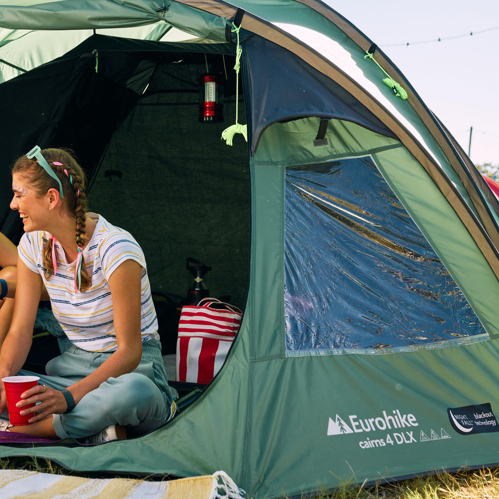 Cairns 4 Deluxe Nightfall™ Tent