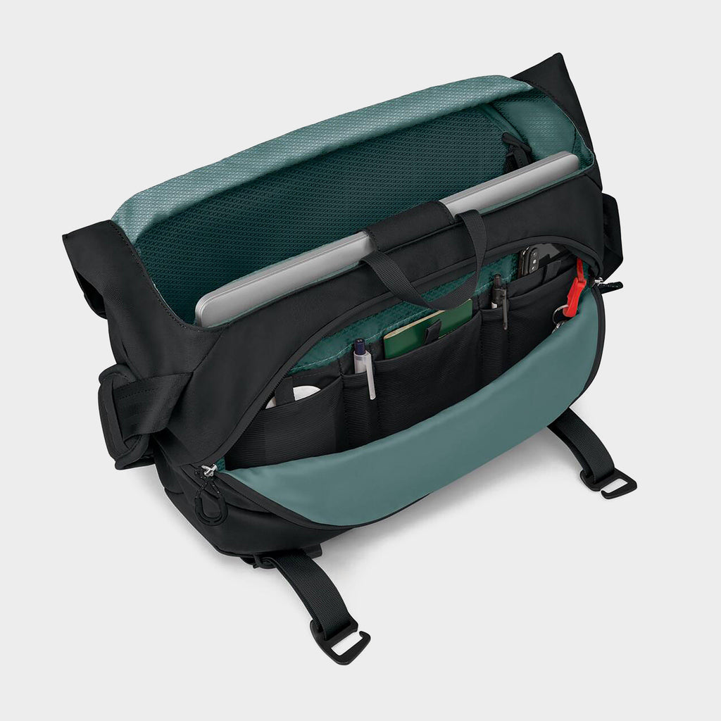 Metron 18 Messenger Cycling Backpack