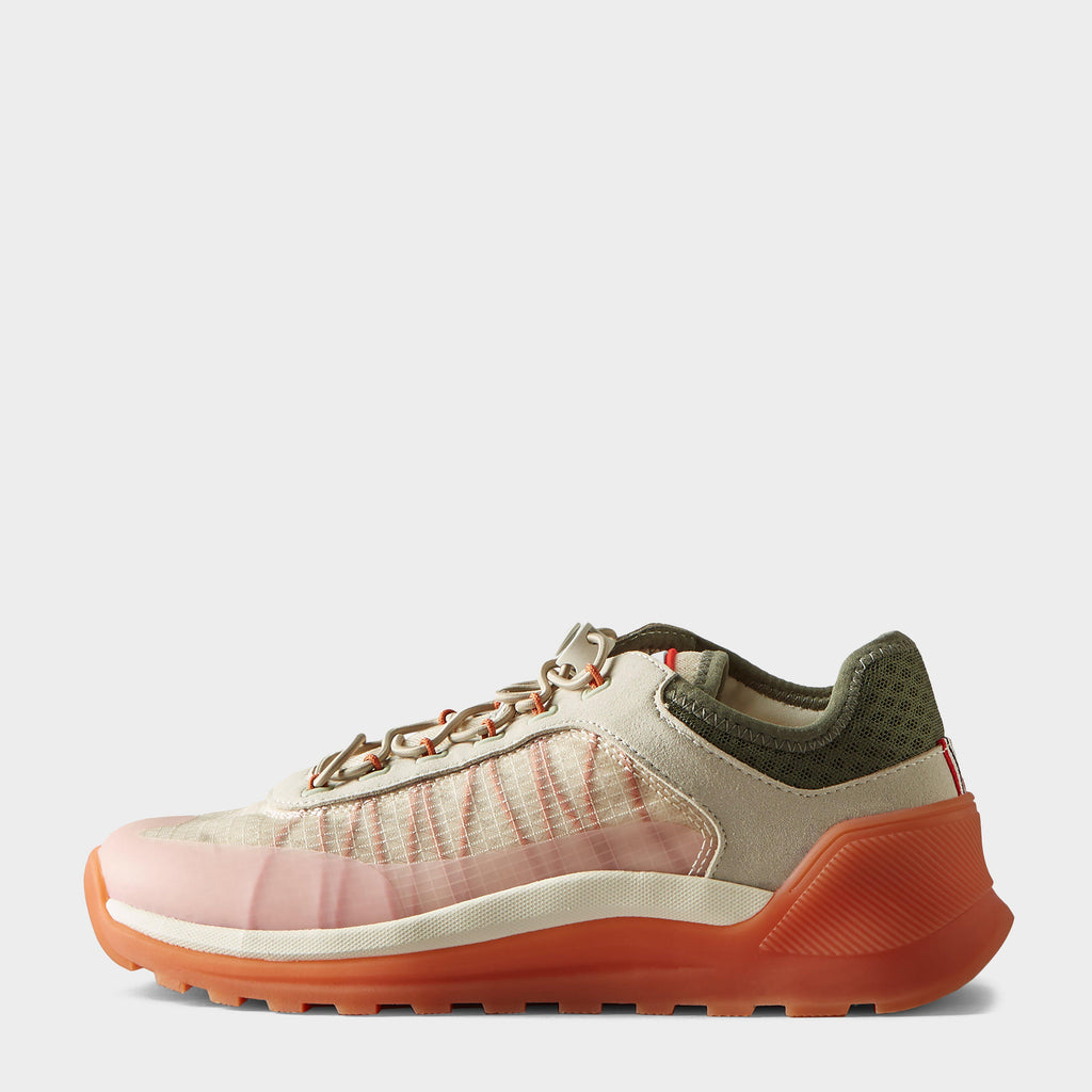 Women's Travel Trainer