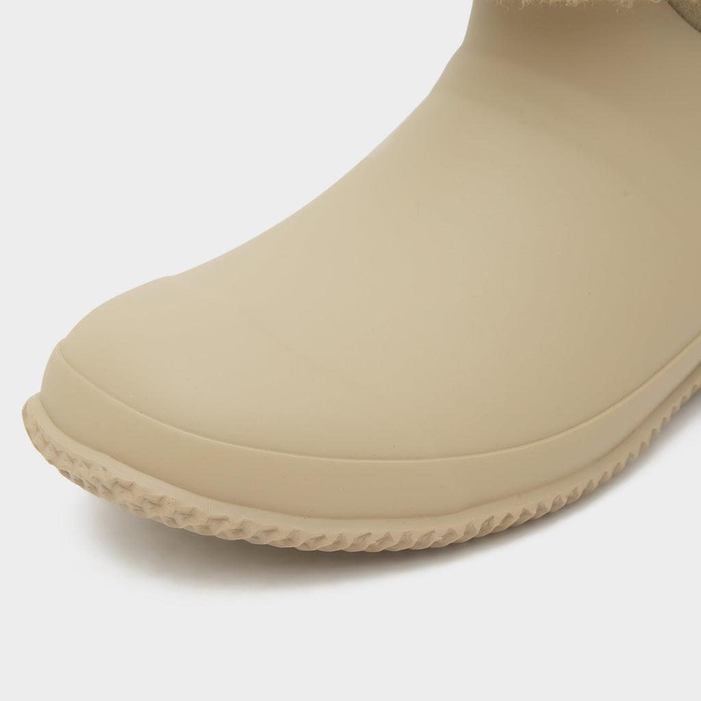 Women’s Short Indoor/Outdoor Insulated Wellington Boots