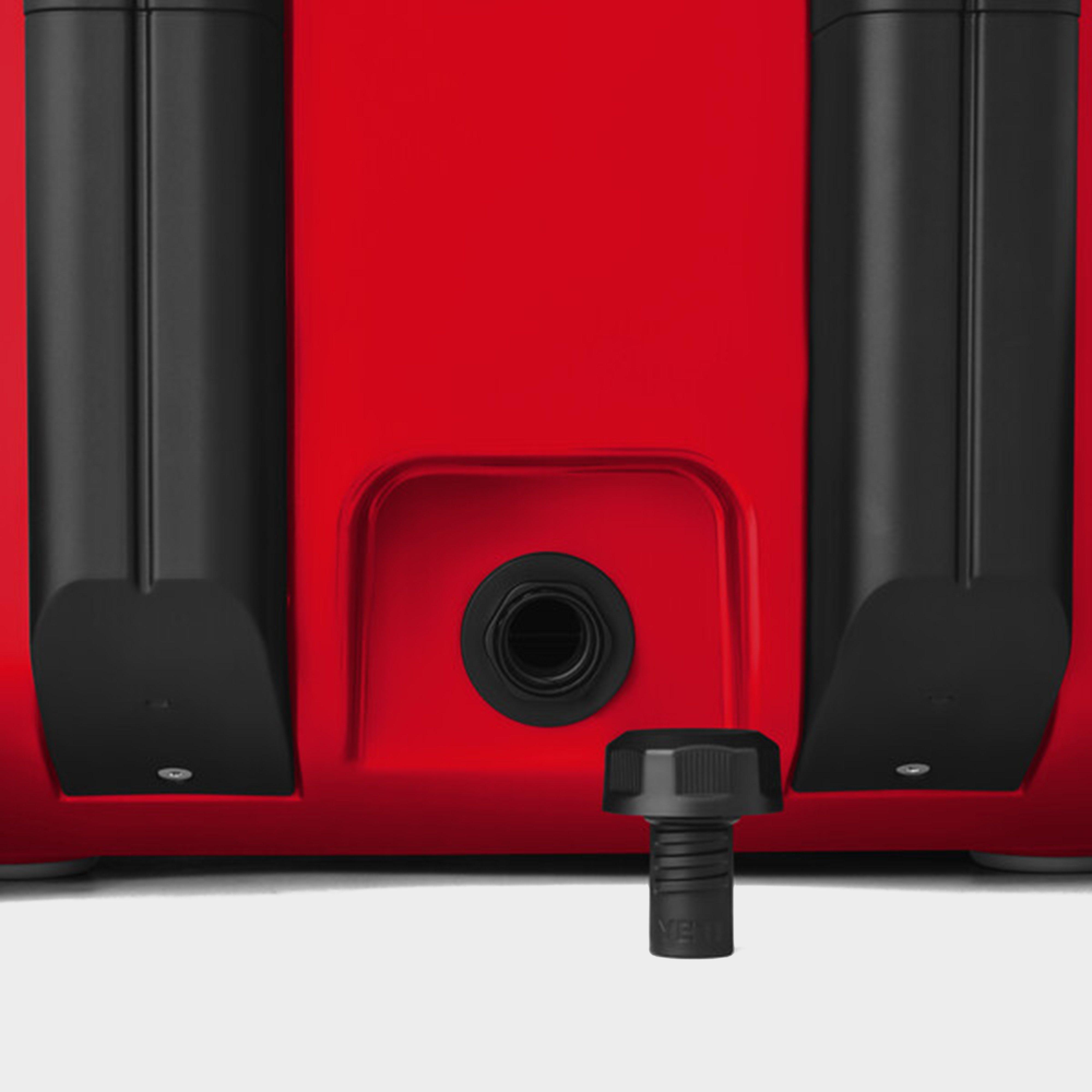 Roadie® 32 Wheeled Cool Box