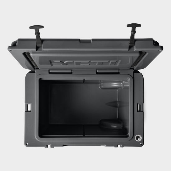 Tundra® 35 Cool Box