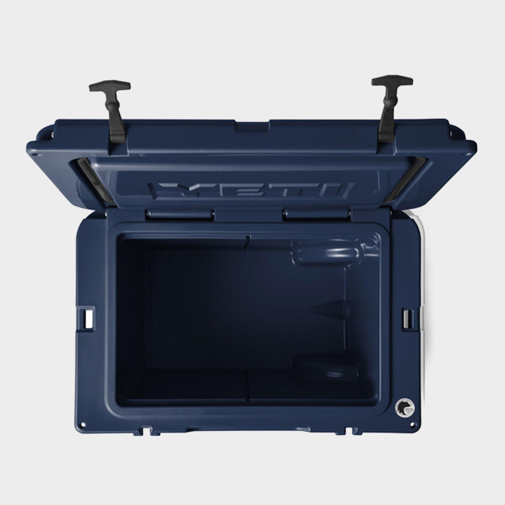 Tundra® 35 Cool Box