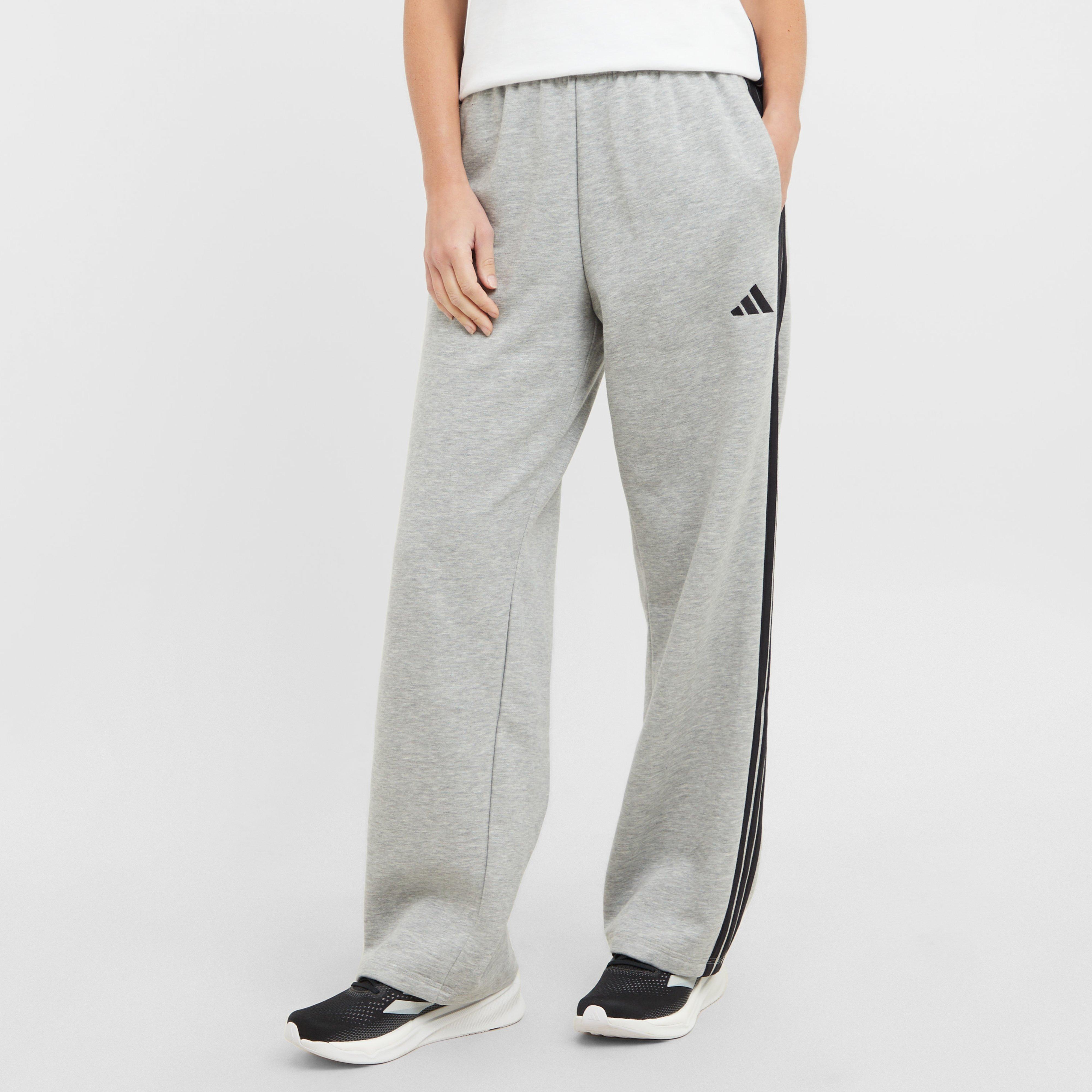 Women’s Essentials 3-Stripes Open-Hem Fleece Pants